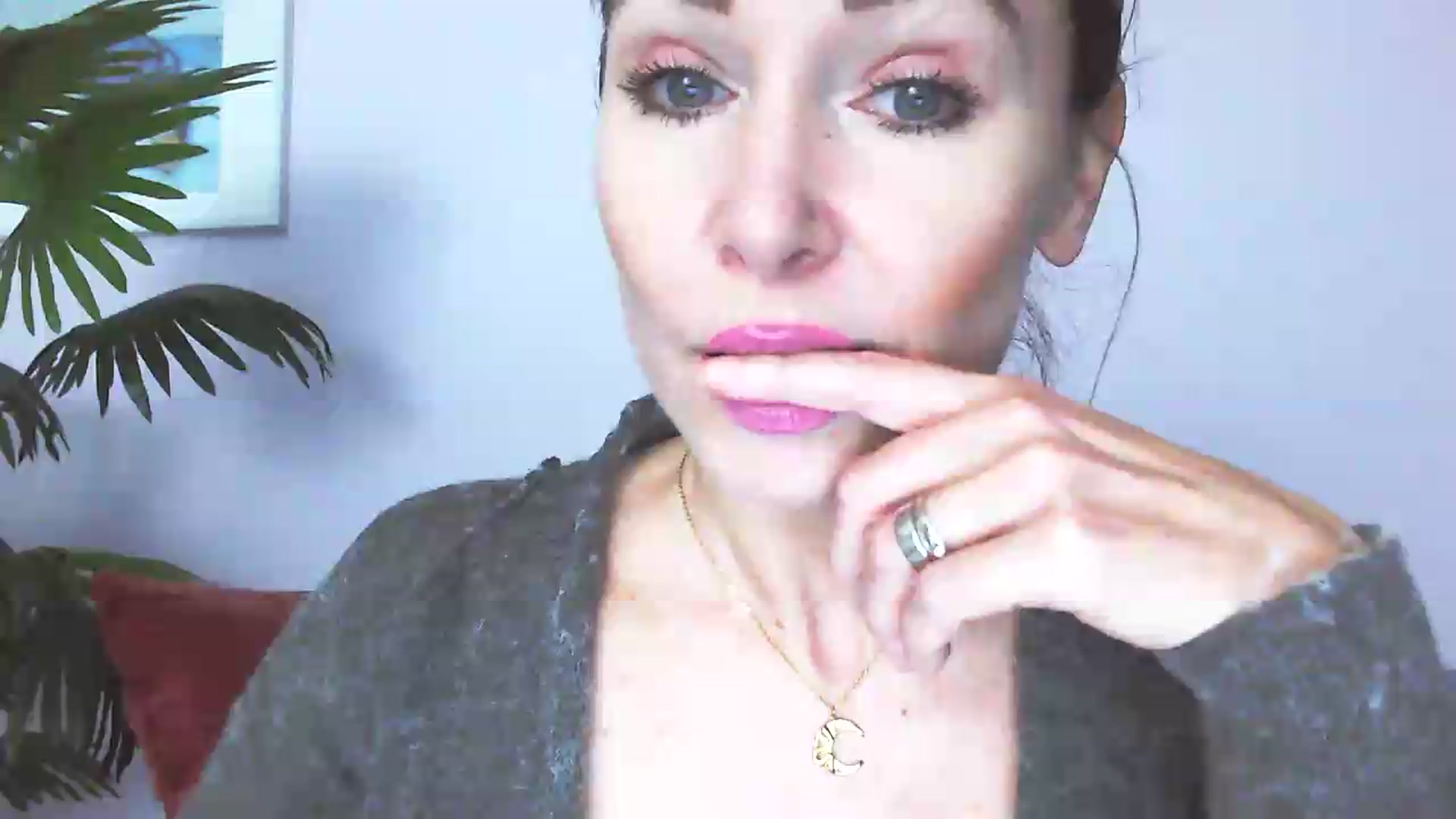 Gallery image thumbnail from Delilah_sweet's myfreecams stream on, 09/22/2026, 16:46 image 1 of 20