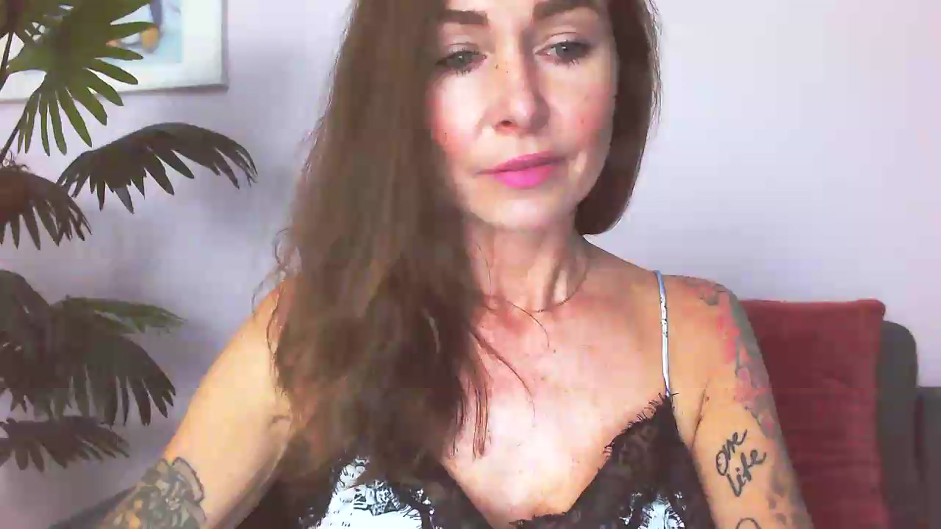 Gallery image thumbnail from Delilah_sweet's myfreecams stream on, 09/24/2026, 15:04 image 12 of 20