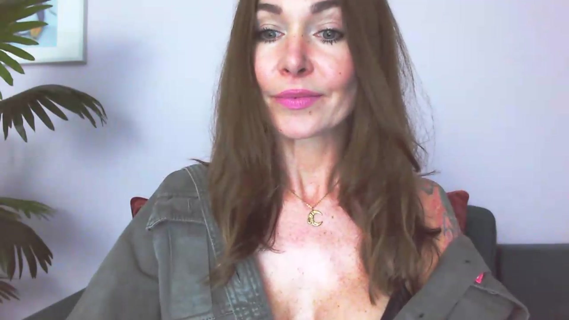 Gallery image thumbnail from Delilah_sweet's myfreecams stream on, 09/28/2026, 17:48 image 2 of 20