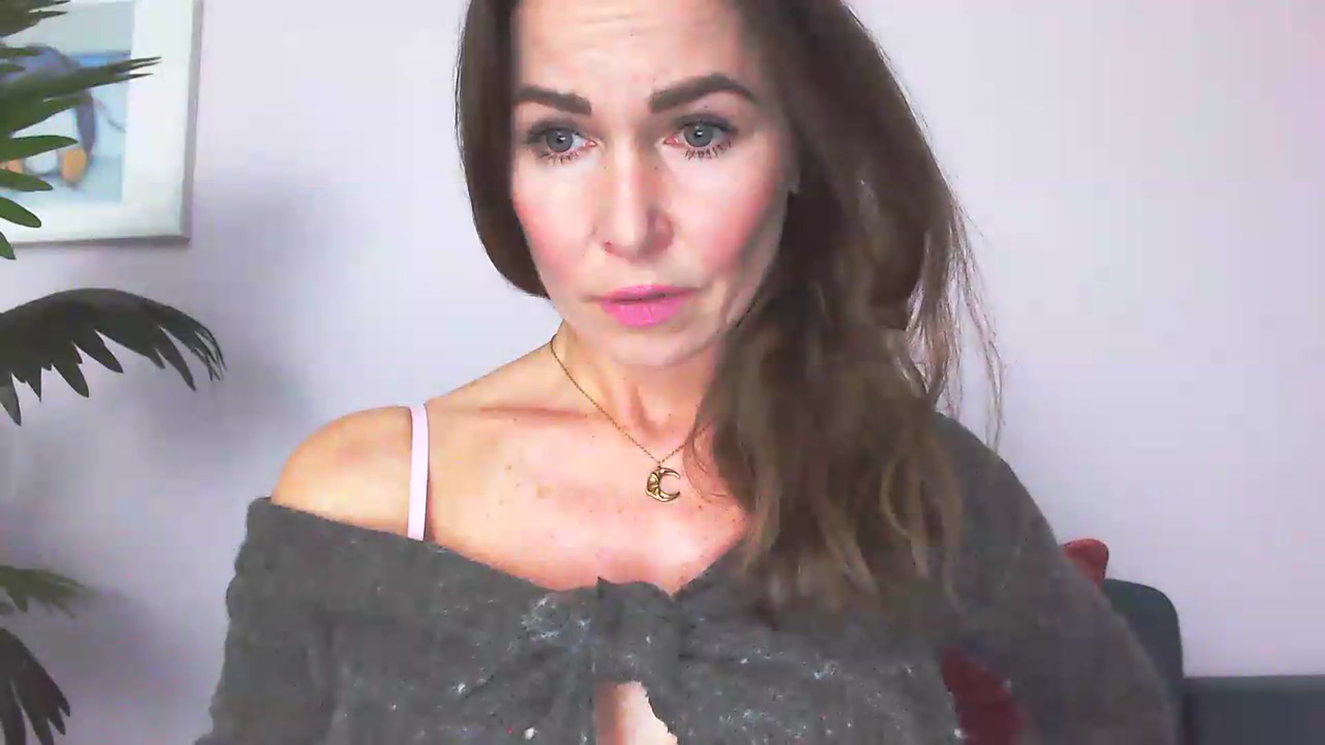 Gallery image thumbnail from Delilah_sweet's myfreecams stream on, 10/01/2026, 13:35 image 12 of 20