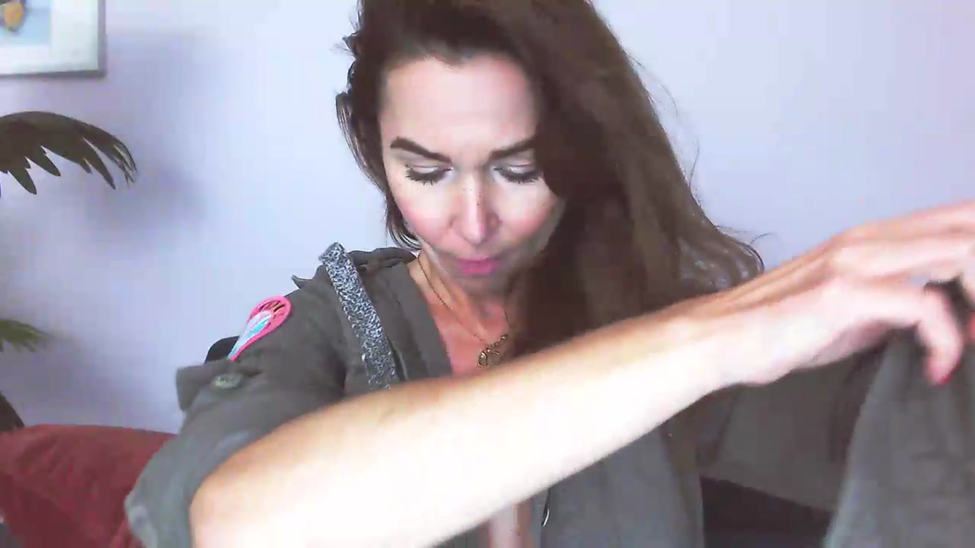 Gallery image thumbnail from Delilah_sweet's myfreecams stream on, 10/05/2026, 17:28 image 10 of 20