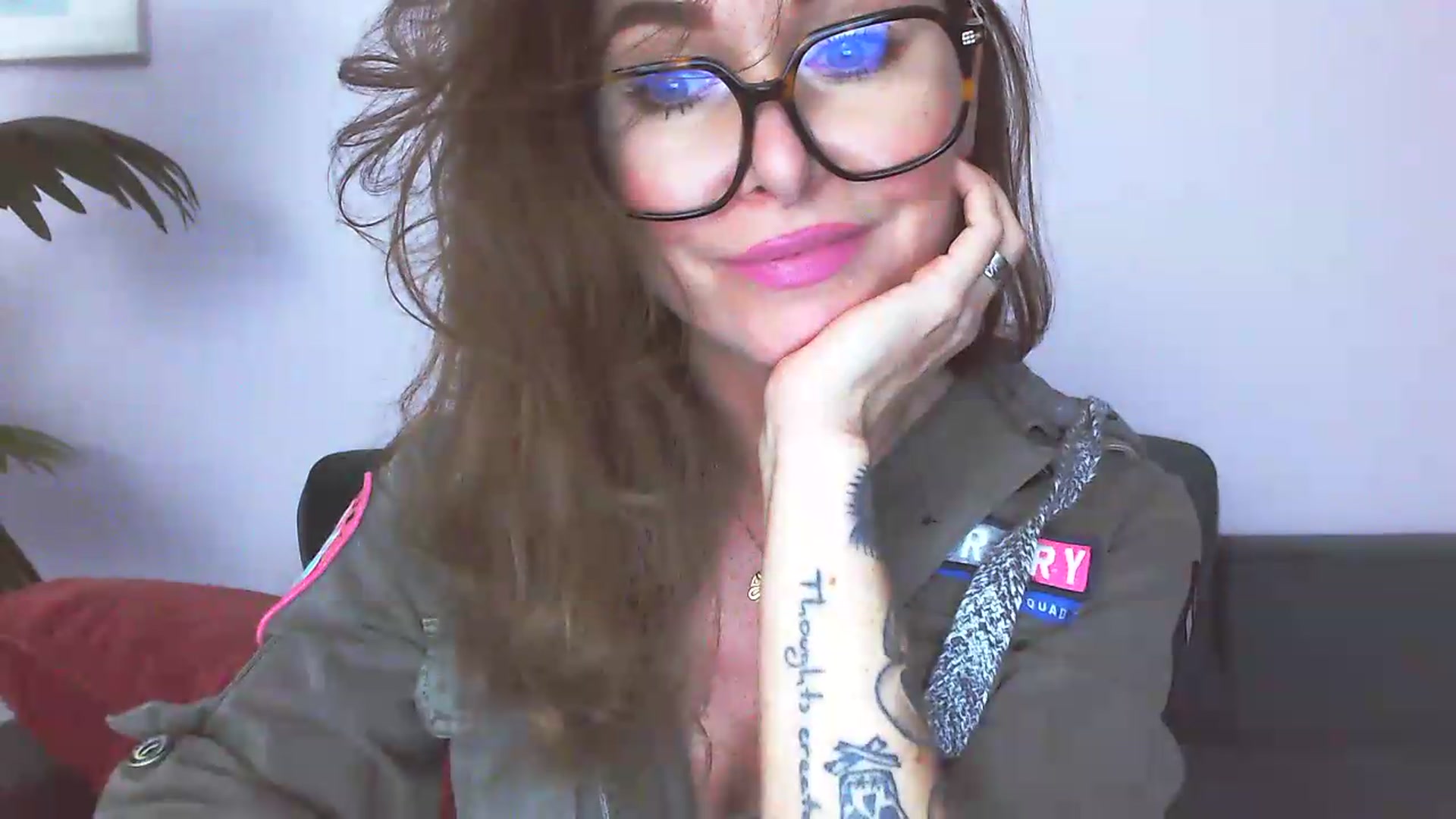 Gallery image thumbnail from Delilah_sweet's myfreecams stream on, 10/05/2026, 17:28 image 18 of 20