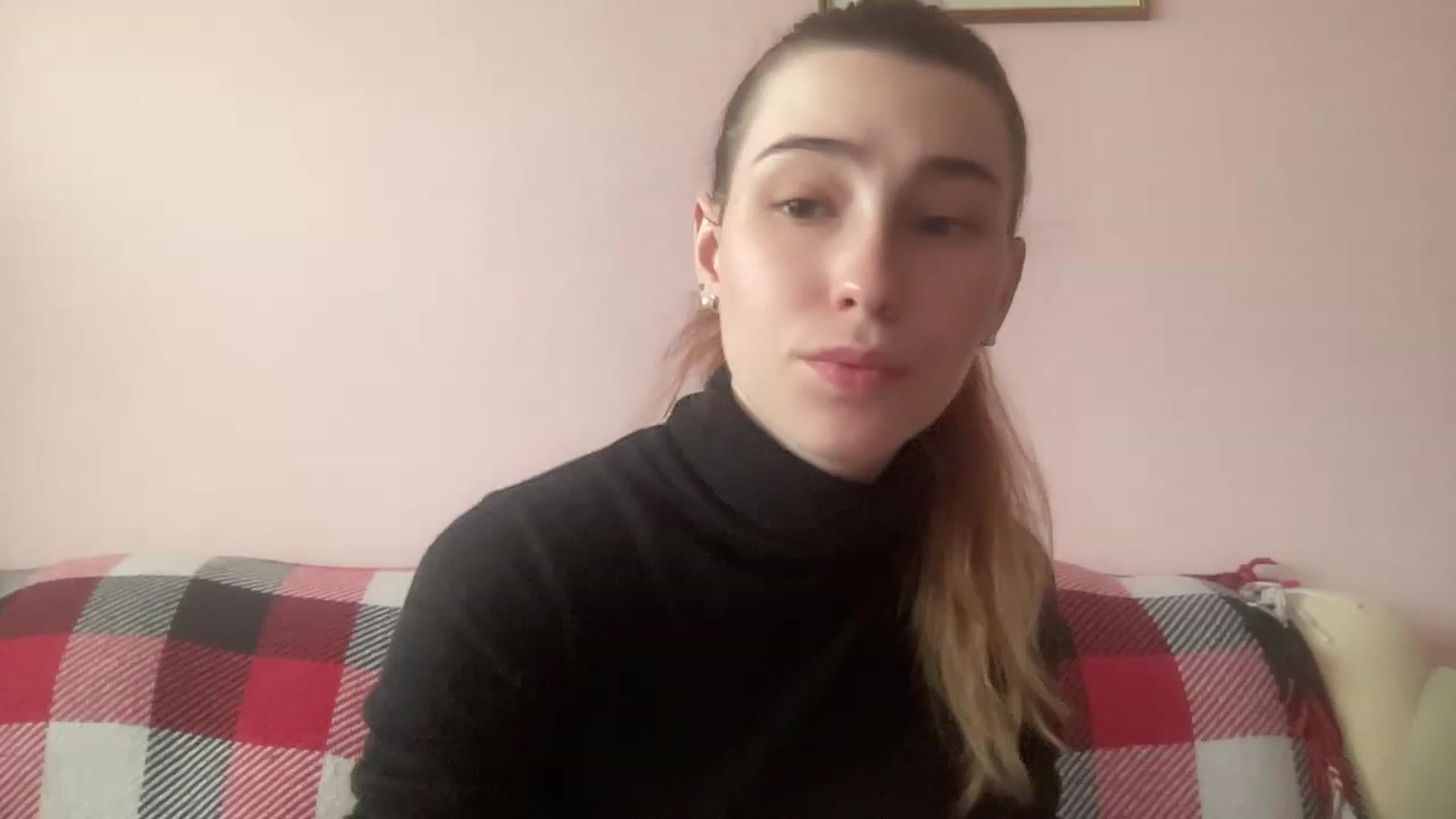 Gallery image thumbnail from Deliveryhappy's myfreecams stream on, 04/17/2023, 13:53 image 18 of 20