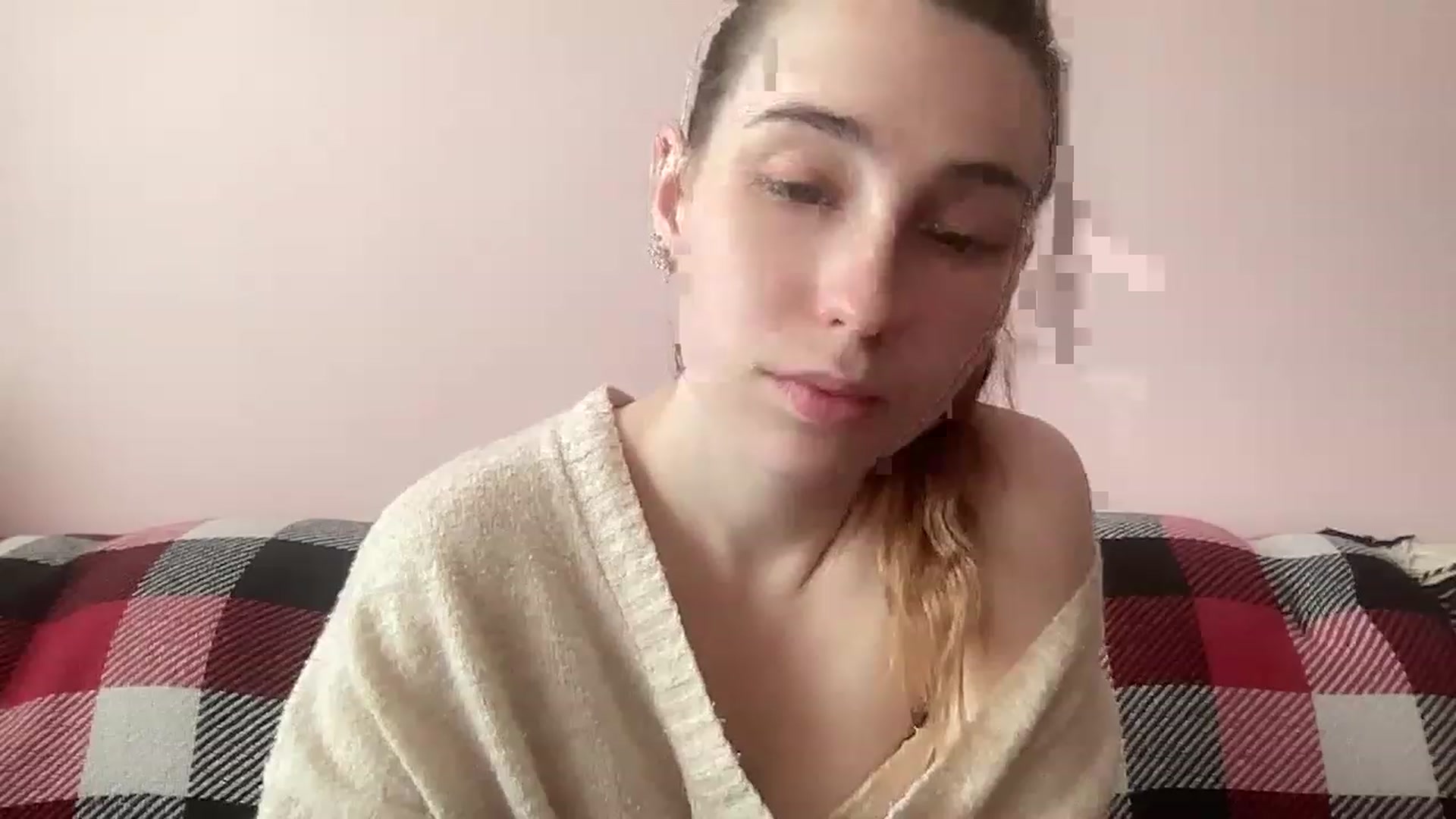 Gallery image thumbnail from Deliveryhappy's myfreecams stream on, 04/24/2023, 09:46 image 20 of 20