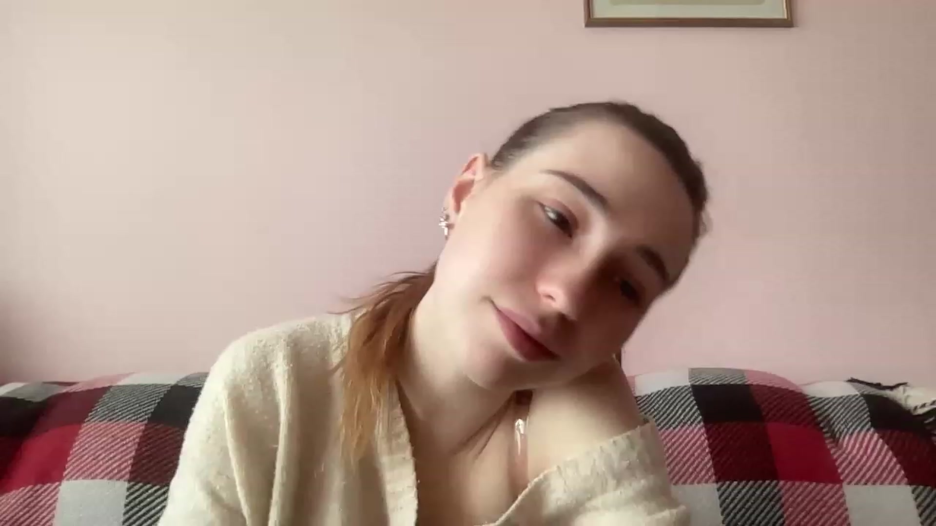 Gallery image thumbnail from Deliveryhappy's myfreecams stream on, 04/24/2023, 10:31 image 5 of 20