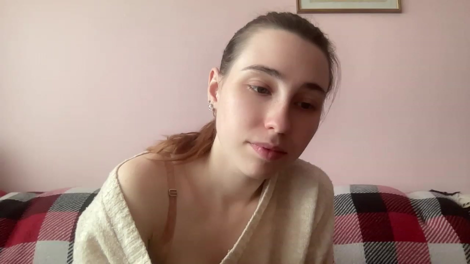 Gallery image thumbnail from Deliveryhappy's myfreecams stream on, 04/24/2023, 10:31 image 12 of 20