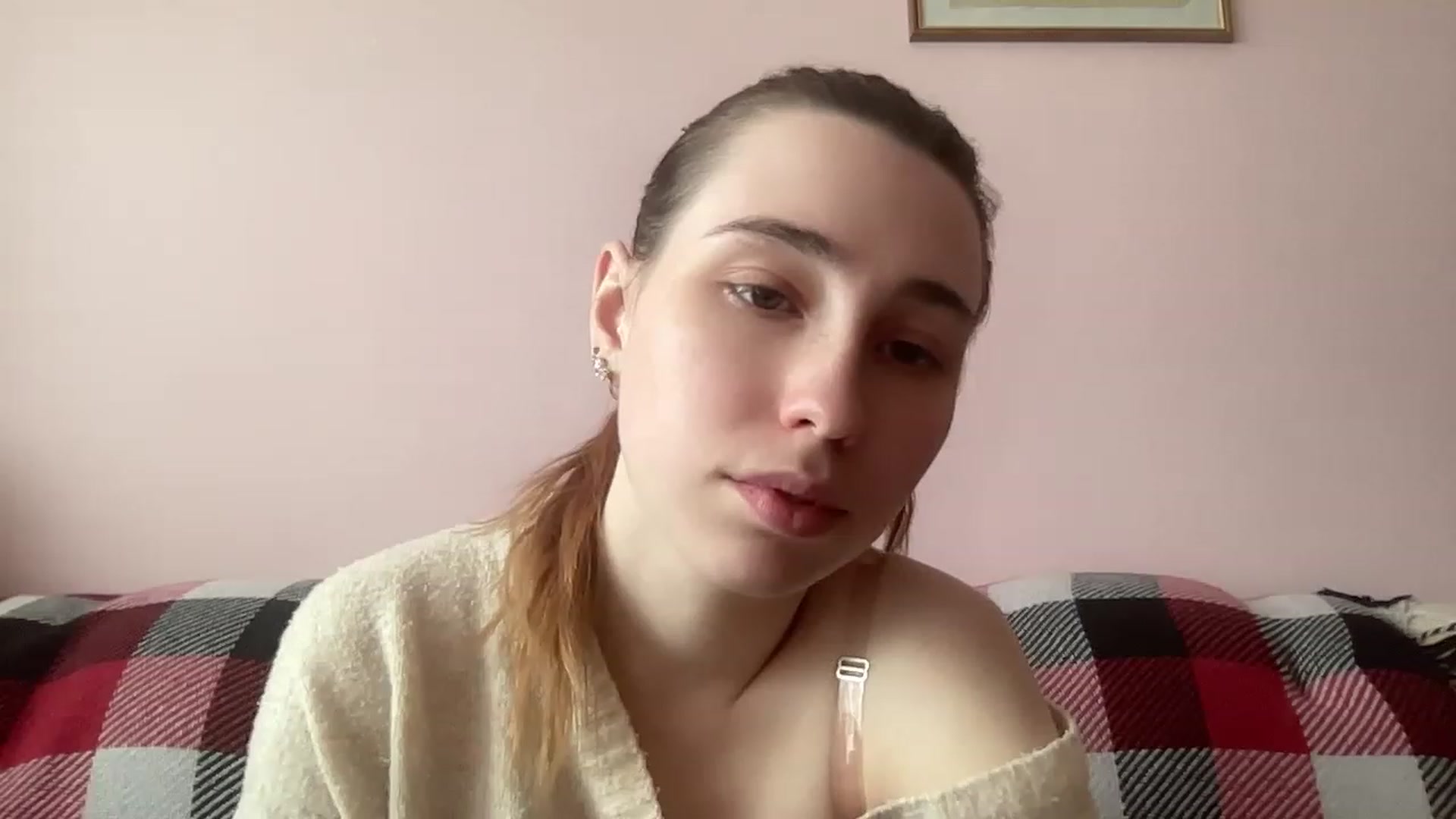 Gallery image thumbnail from Deliveryhappy's myfreecams stream on, 04/24/2023, 10:31 image 6 of 20