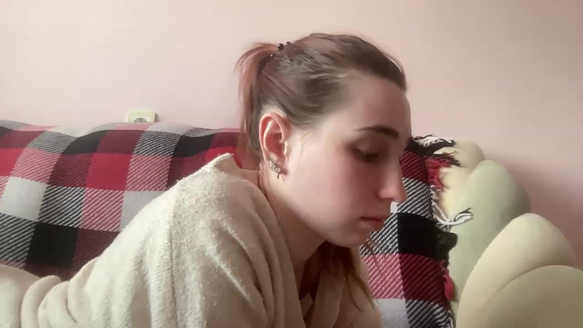 Gallery image thumbnail from Deliveryhappy's myfreecams stream on, 04/24/2023, 12:25 image 13 of 20