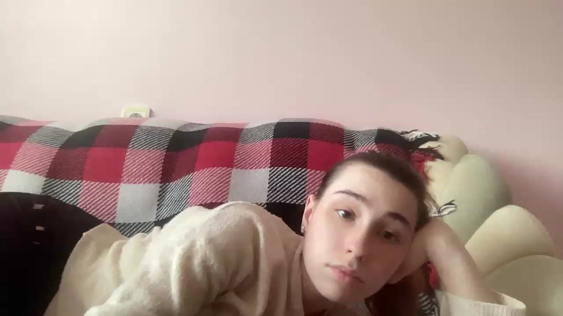 Gallery image thumbnail from Deliveryhappy's myfreecams stream on, 04/24/2023, 12:25 image 18 of 20