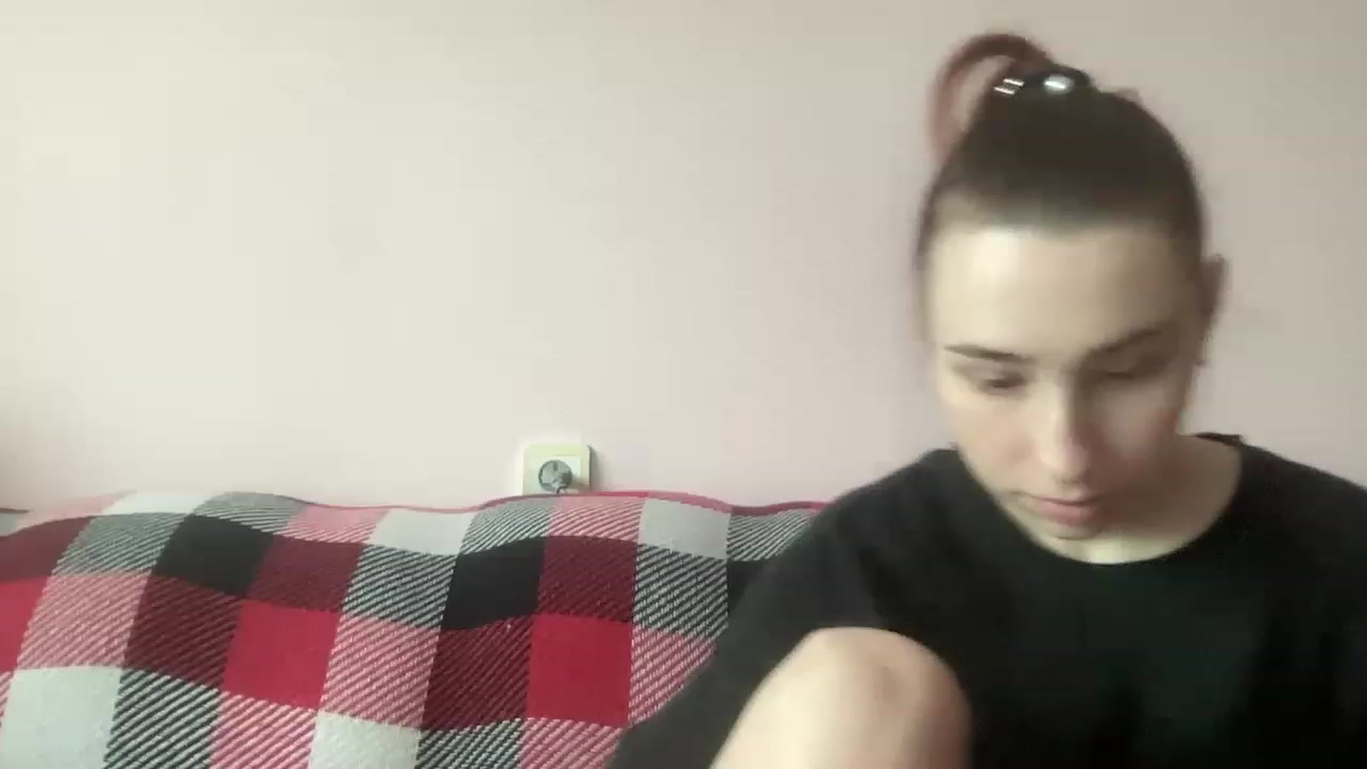 Gallery image thumbnail from Deliveryhappy's myfreecams stream on, 04/26/2023, 11:33 image 15 of 20
