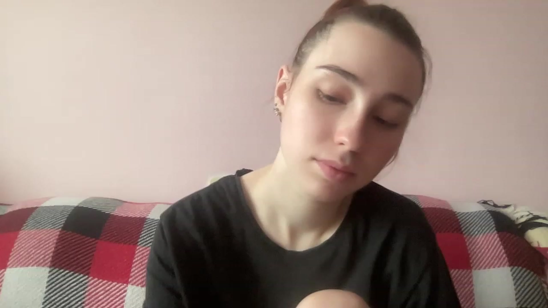 Gallery image thumbnail from Deliveryhappy's myfreecams stream on, 04/26/2023, 11:33 image 14 of 20