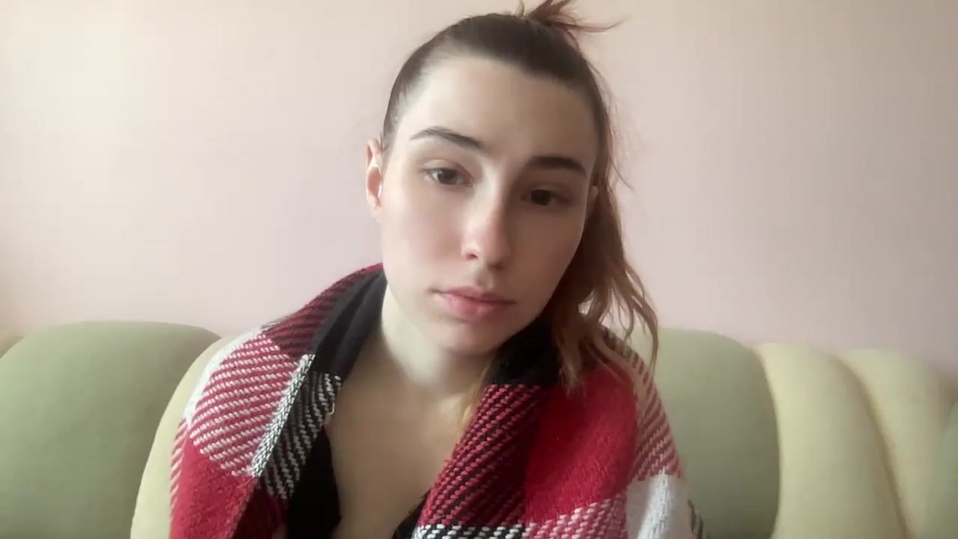 Gallery image thumbnail from Deliveryhappy's myfreecams stream on, 05/01/2023, 11:17 image 18 of 20