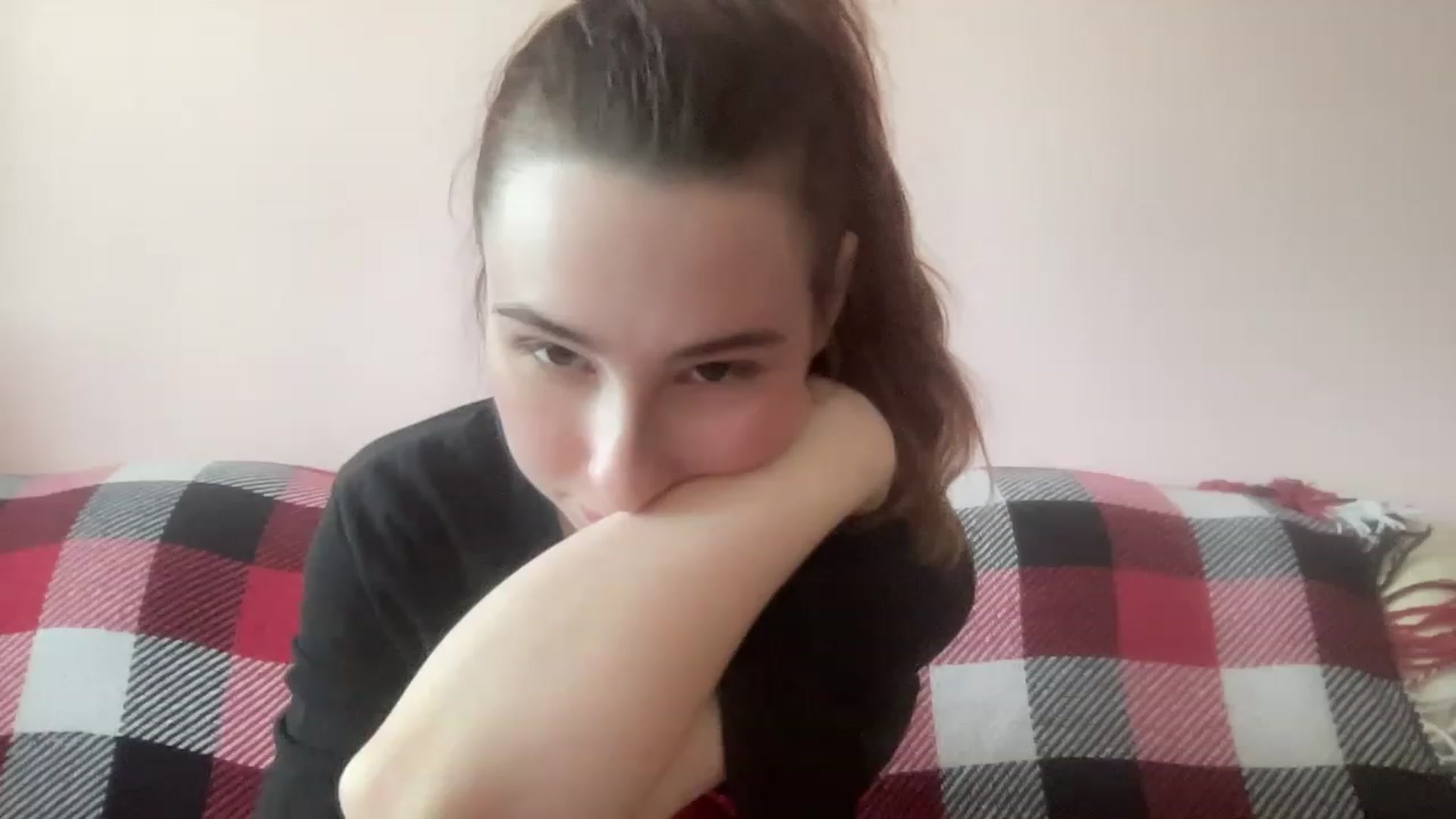 Gallery image thumbnail from Deliveryhappy's myfreecams stream on, 05/01/2023, 13:30 image 3 of 20