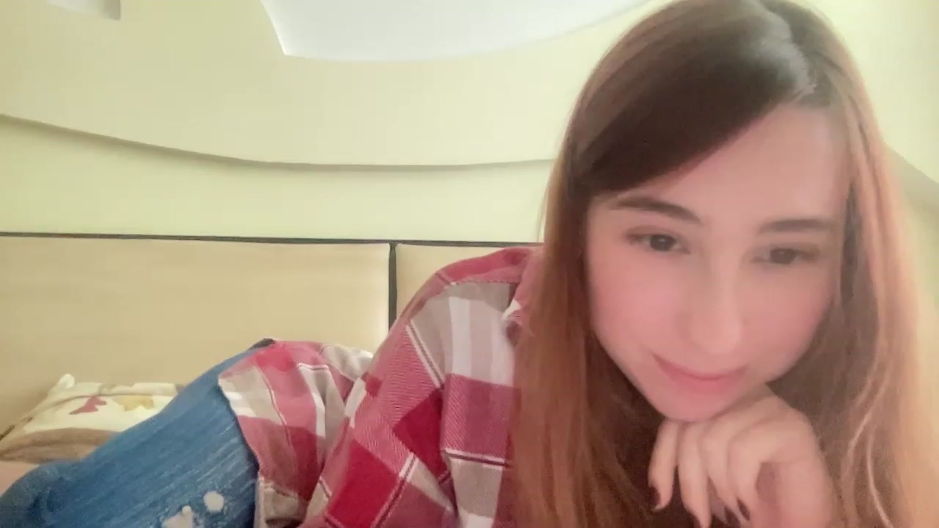 Gallery image thumbnail from Deliveryhappy's myfreecams stream on, 05/08/2023, 13:20 image 3 of 20