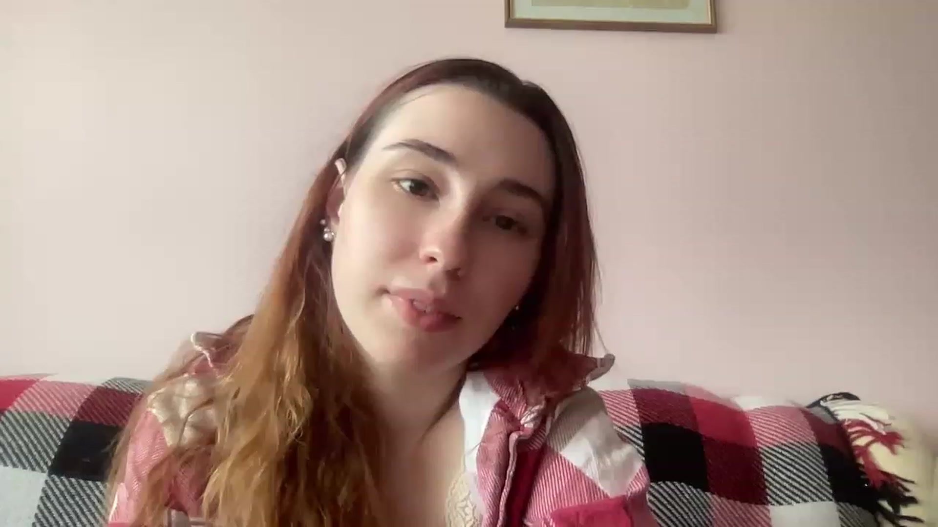 Gallery image thumbnail from Deliveryhappy's myfreecams stream on, 05/23/2023, 11:56 image 17 of 20