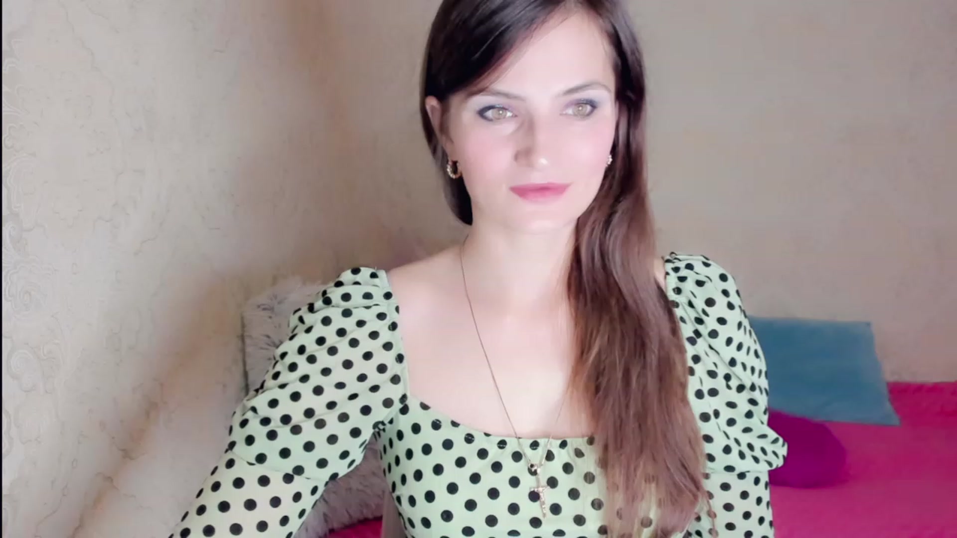 Gallery image thumbnail from Dellisone's myfreecams stream on, 09/25/2023, 19:32 image 19 of 20