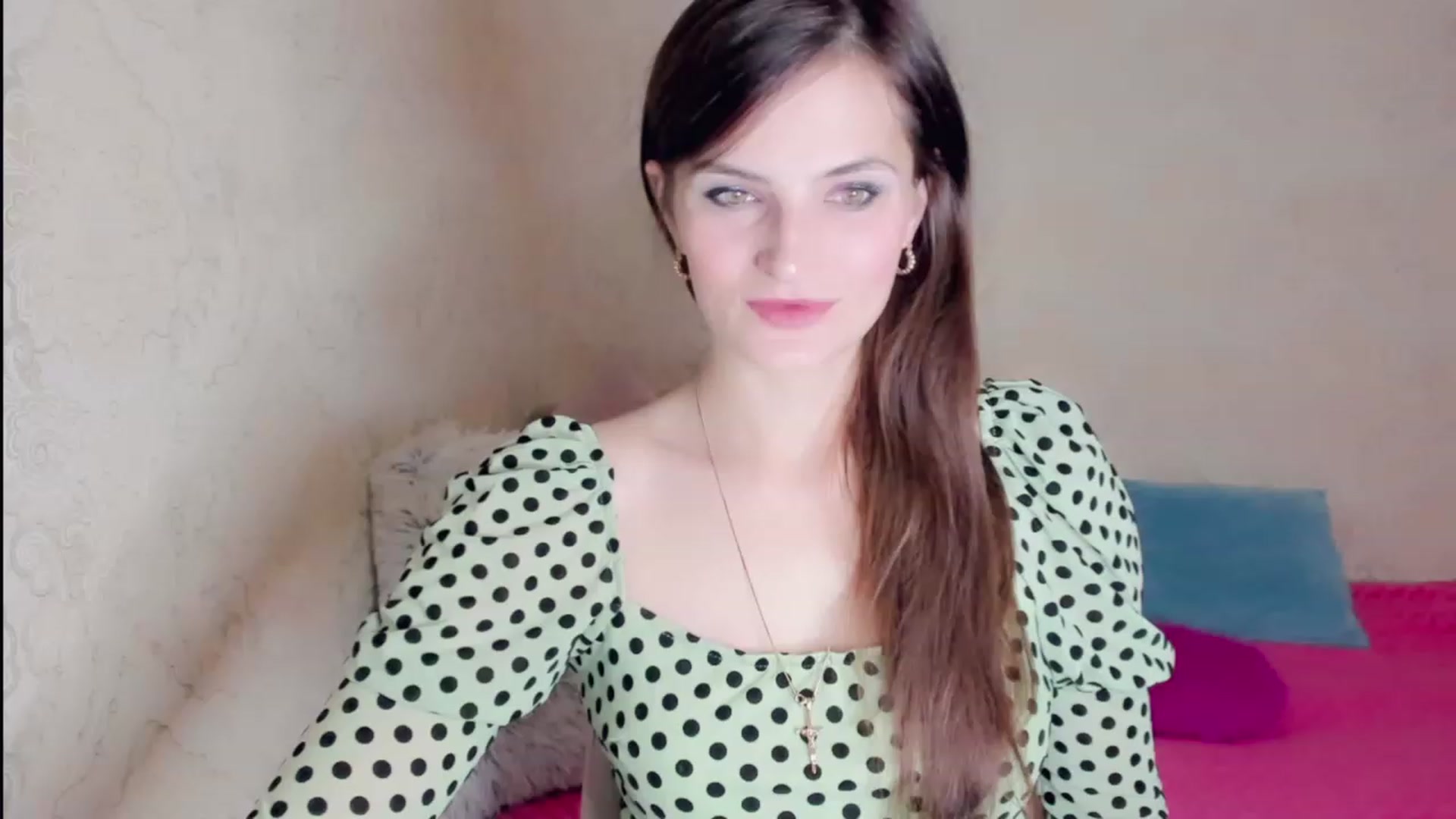 Gallery image thumbnail from Dellisone's myfreecams stream on, 09/25/2023, 19:32 image 16 of 20