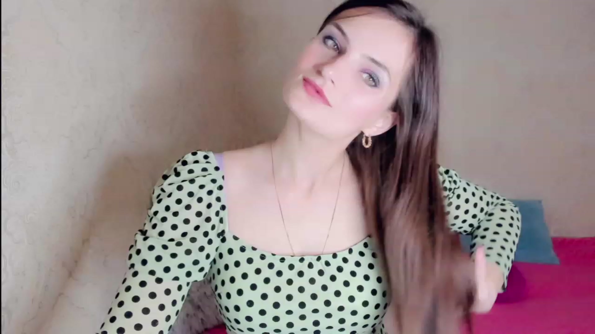 Gallery image thumbnail from Dellisone's myfreecams stream on, 09/25/2023, 19:32 image 4 of 20