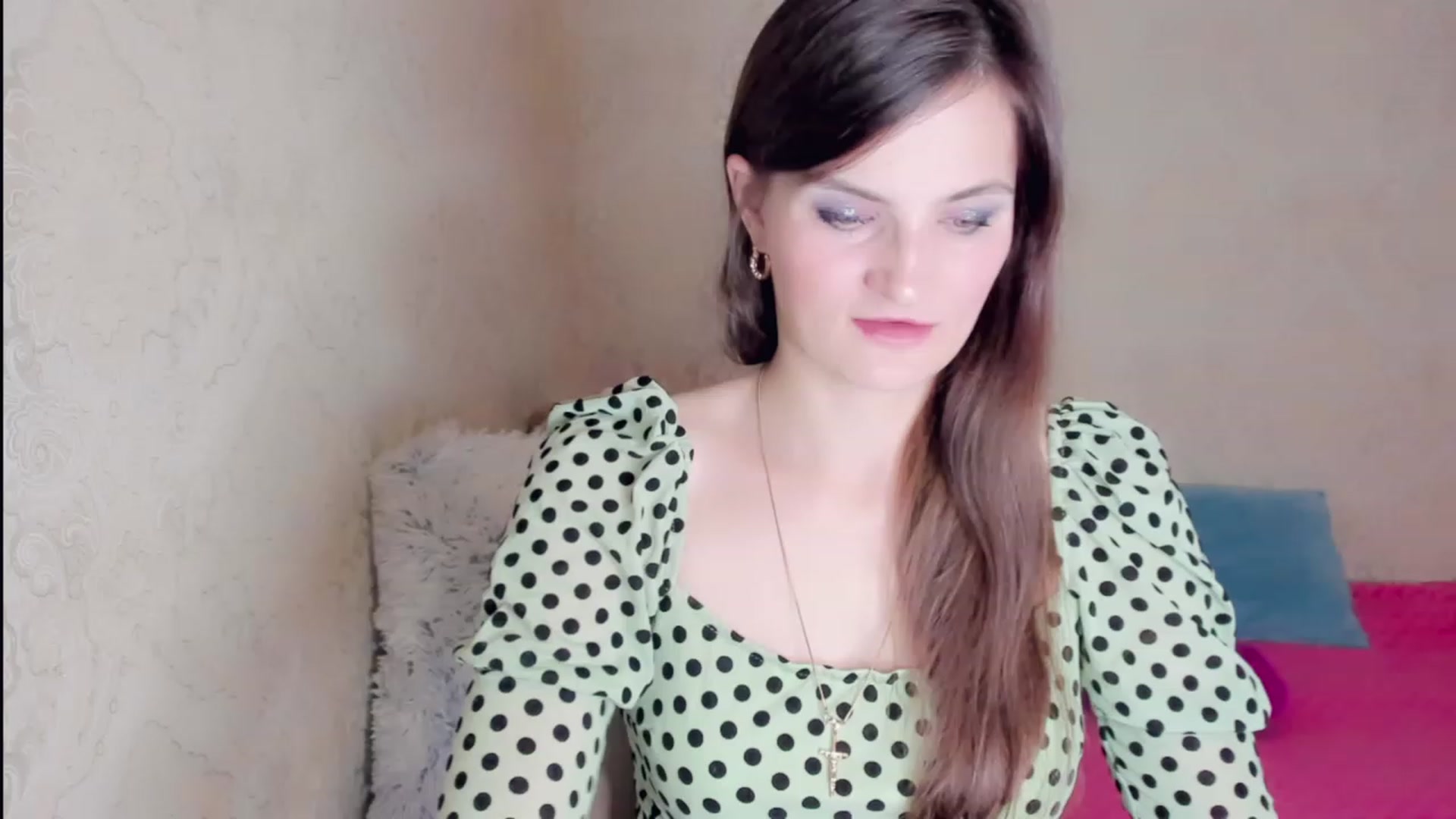 Gallery image thumbnail from Dellisone's myfreecams stream on, 09/25/2023, 19:32 image 14 of 20