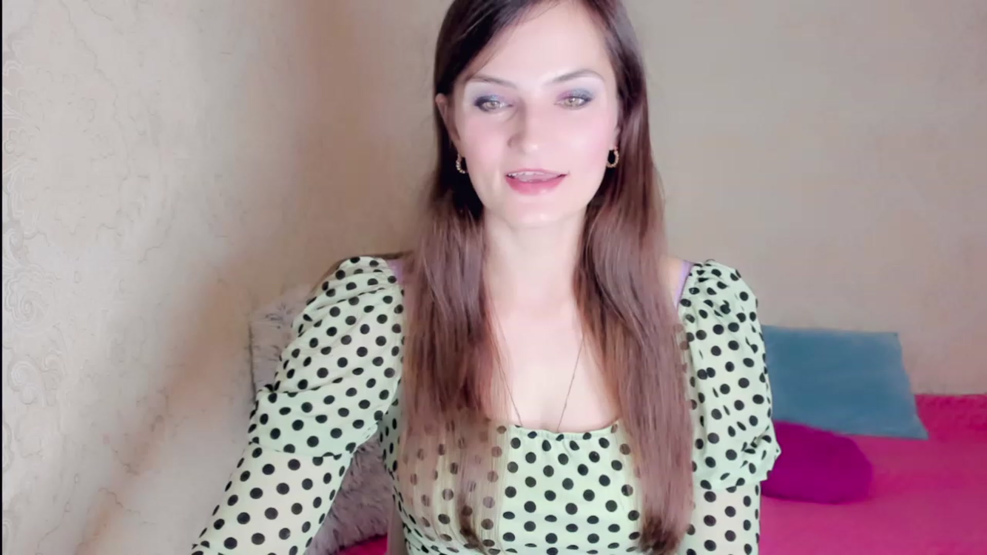 Gallery image thumbnail from Dellisone's myfreecams stream on, 09/25/2023, 19:32 image 1 of 20