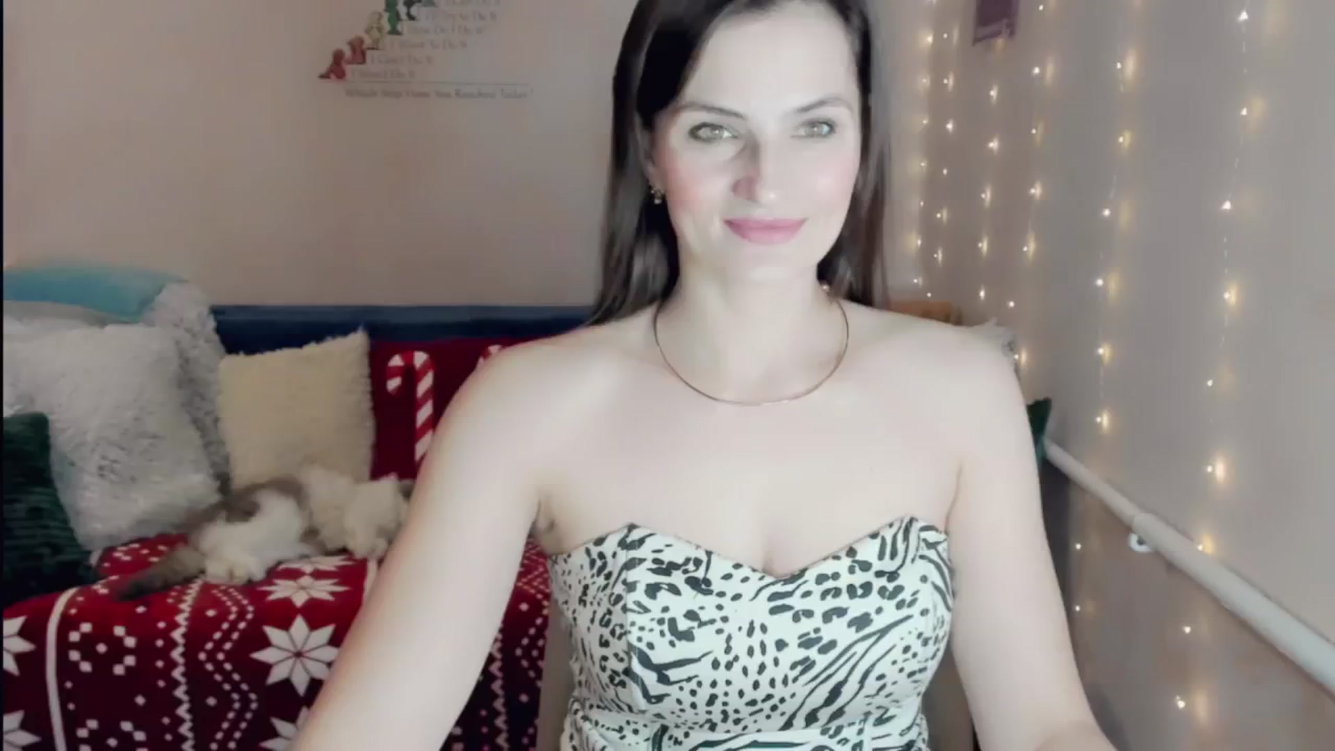 Gallery image thumbnail from Dellisone's myfreecams stream on, 11/29/2024, 24:00 image 16 of 20