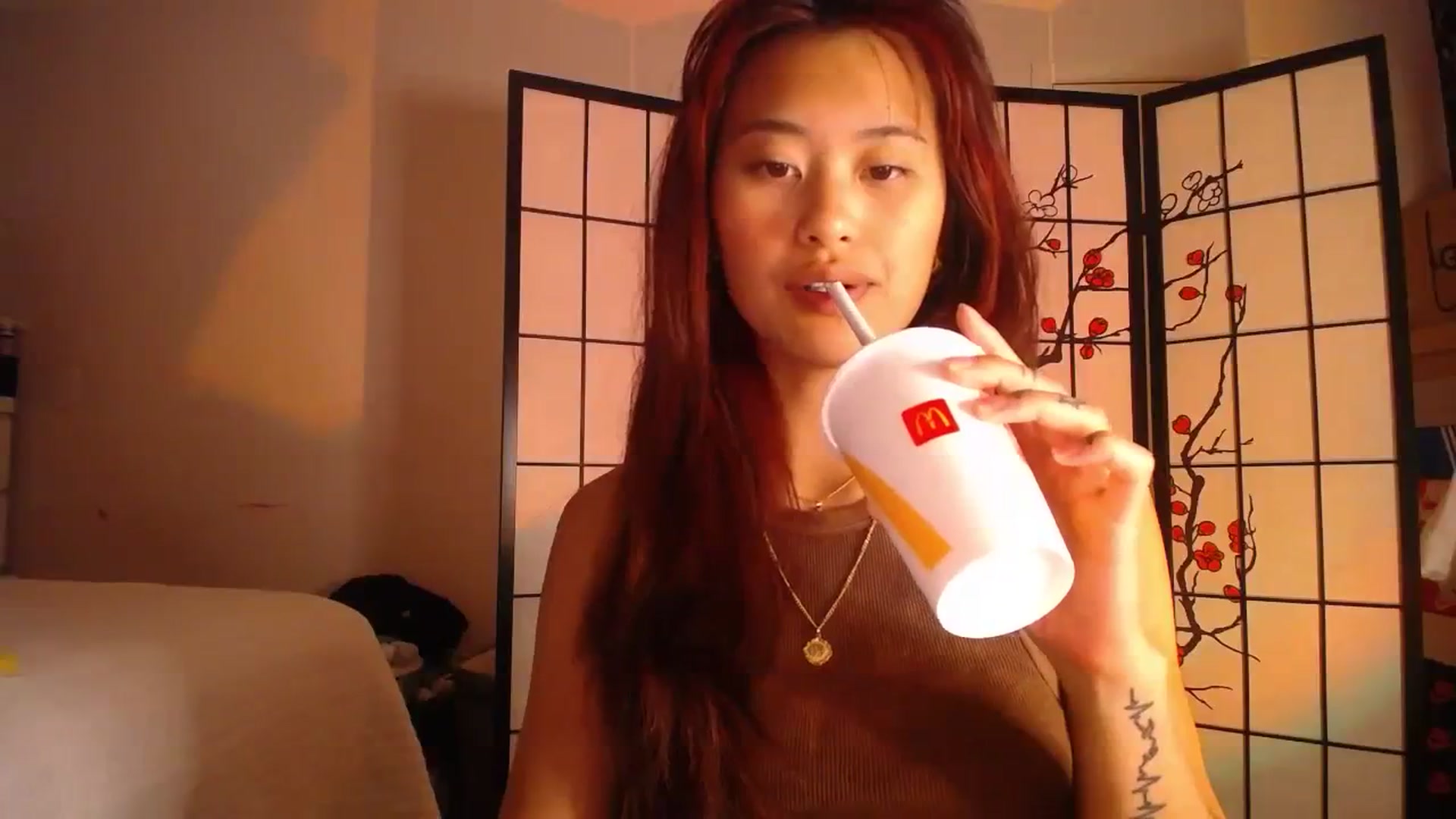 Gallery image thumbnail from Delulu's myfreecams stream on, 09/14/2023, 02:46 image 14 of 20