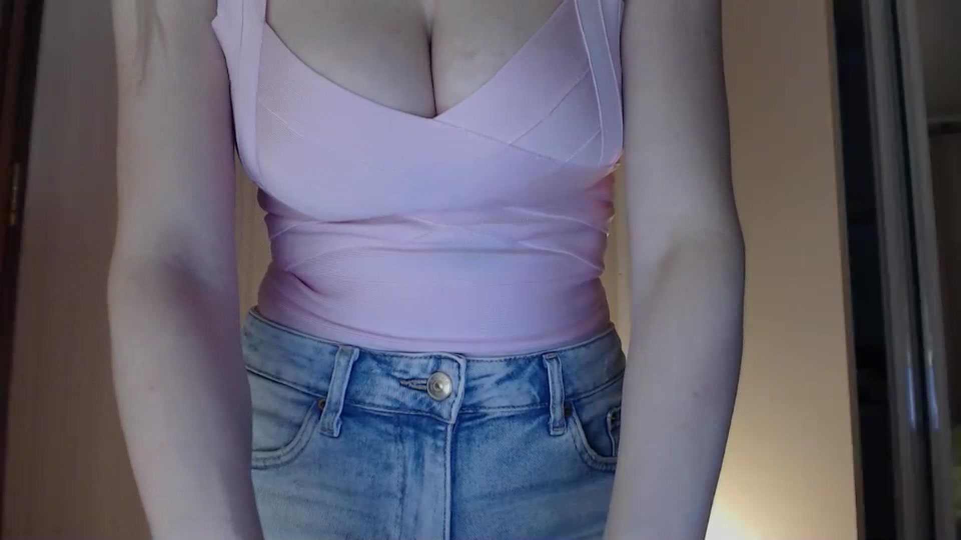 Gallery image thumbnail from DemetraLove's myfreecams stream on, 11/16/2023, 12:21 image 2 of 20
