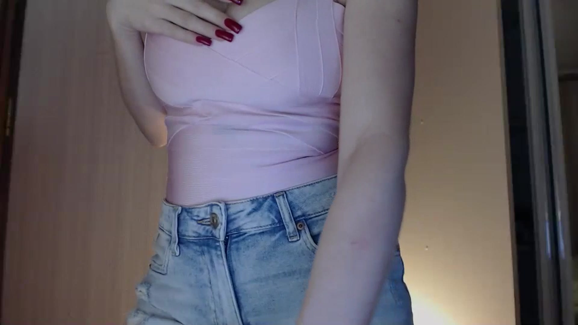 Gallery image thumbnail from DemetraLove's myfreecams stream on, 11/16/2023, 12:21 image 17 of 20