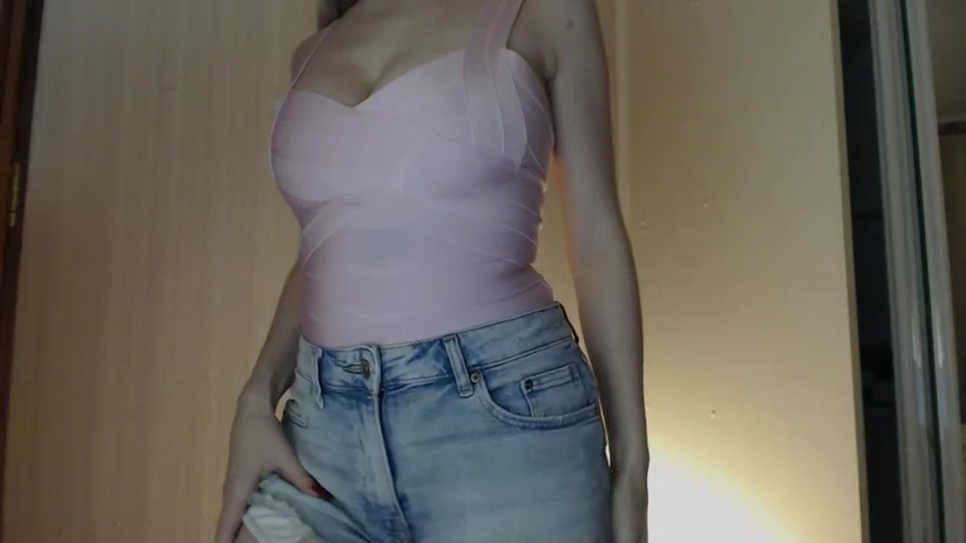 Gallery image thumbnail from DemetraLove's myfreecams stream on, 11/17/2023, 15:00 image 14 of 20