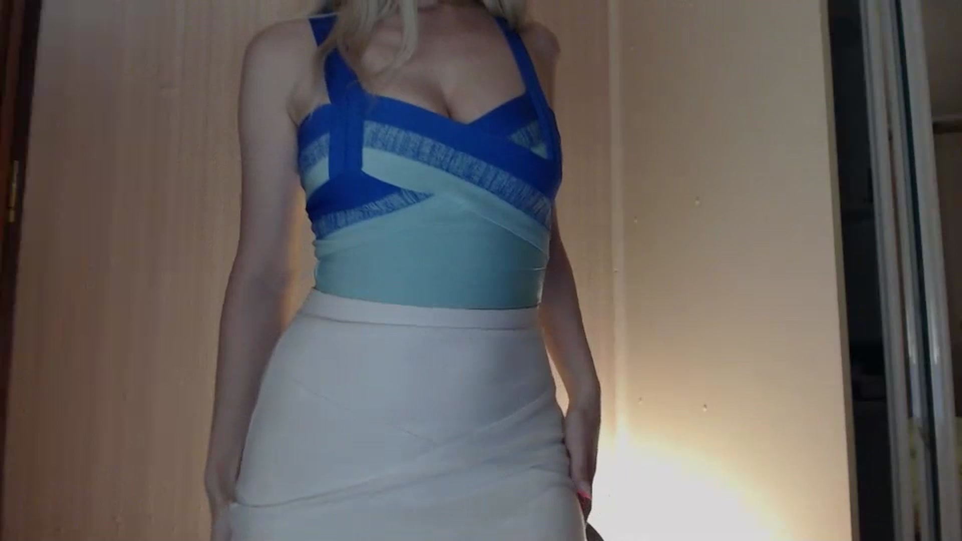 Gallery image thumbnail from DemetraLove's myfreecams stream on, 12/04/2023, 15:20 image 3 of 20