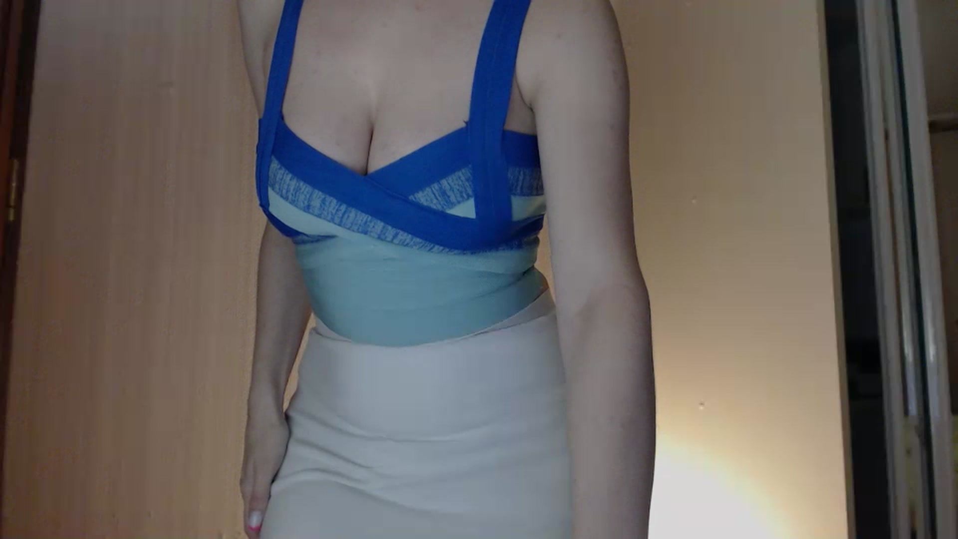 Gallery image thumbnail from DemetraLove's myfreecams stream on, 12/04/2023, 16:01 image 5 of 20