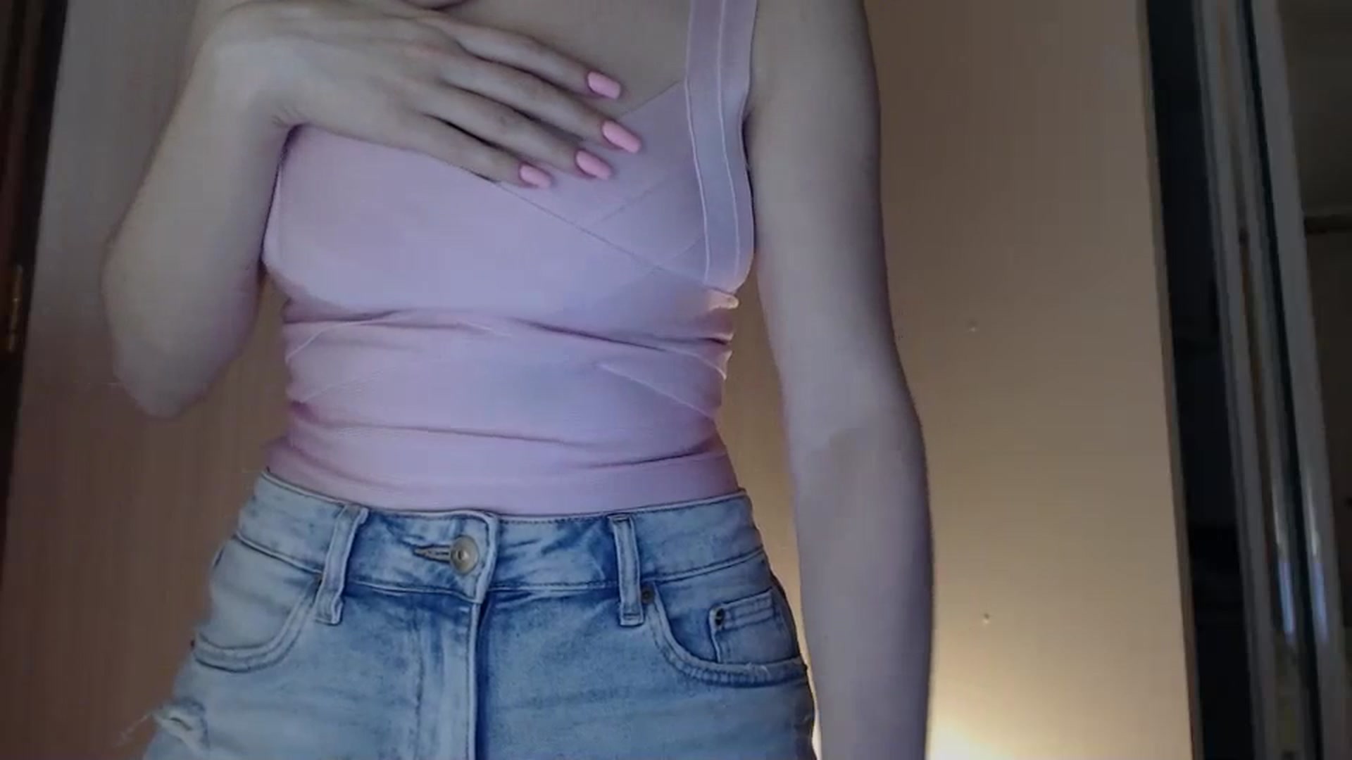 Gallery image thumbnail from DemetraLove's myfreecams stream on, 01/11/2024, 13:58 image 9 of 20