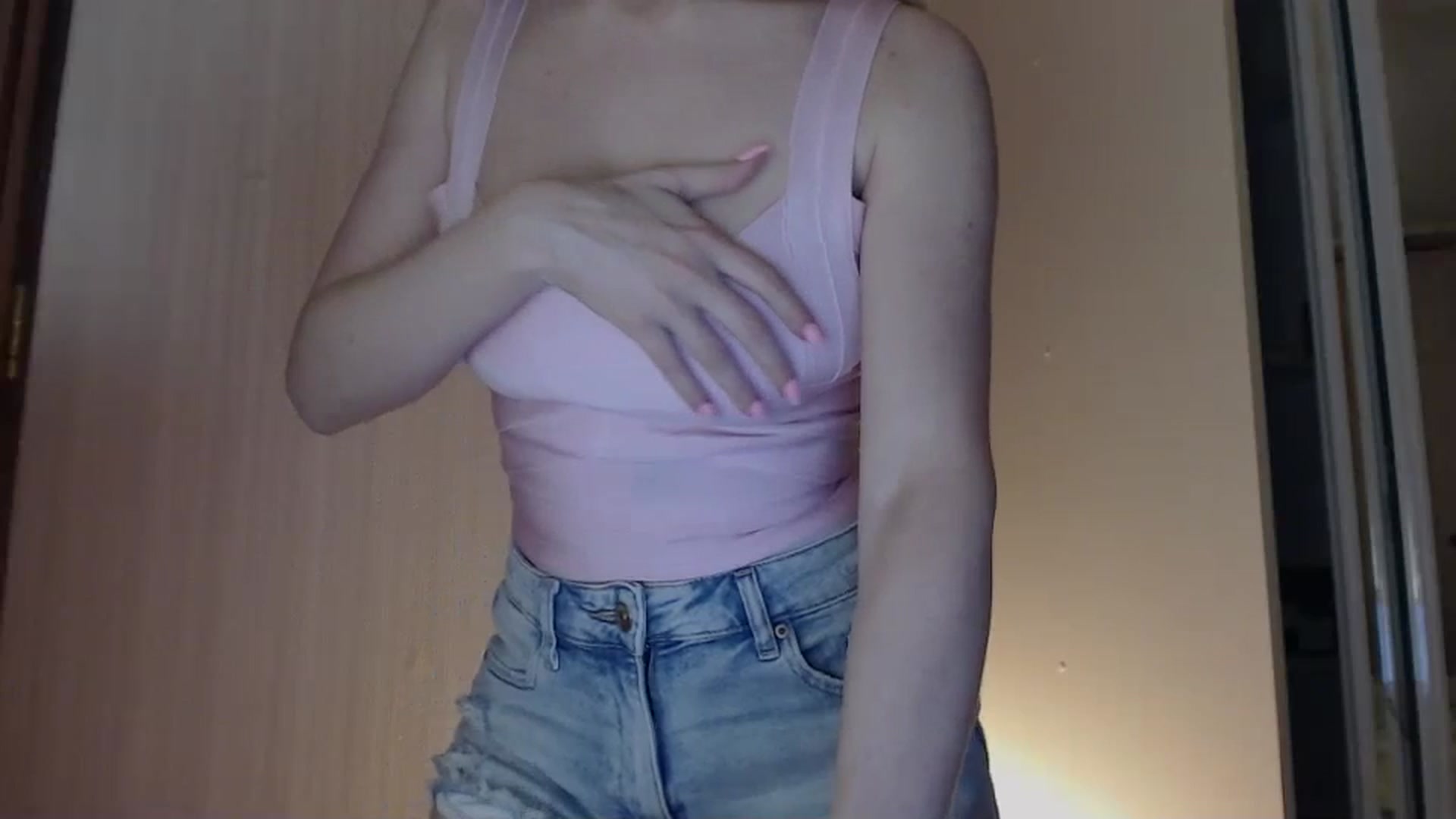 Gallery image thumbnail from DemetraLove's myfreecams stream on, 01/11/2024, 13:58 image 10 of 20