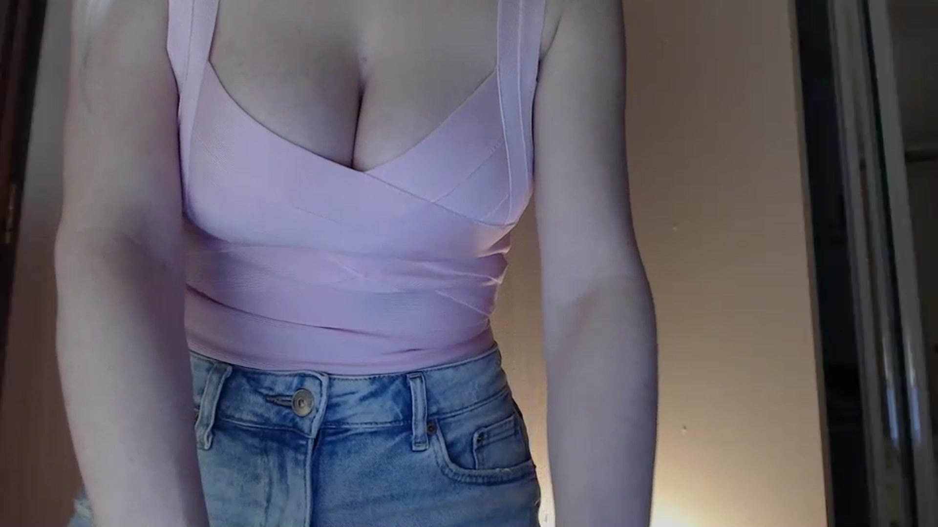 Gallery image thumbnail from DemetraLove's myfreecams stream on, 01/11/2024, 13:58 image 12 of 20