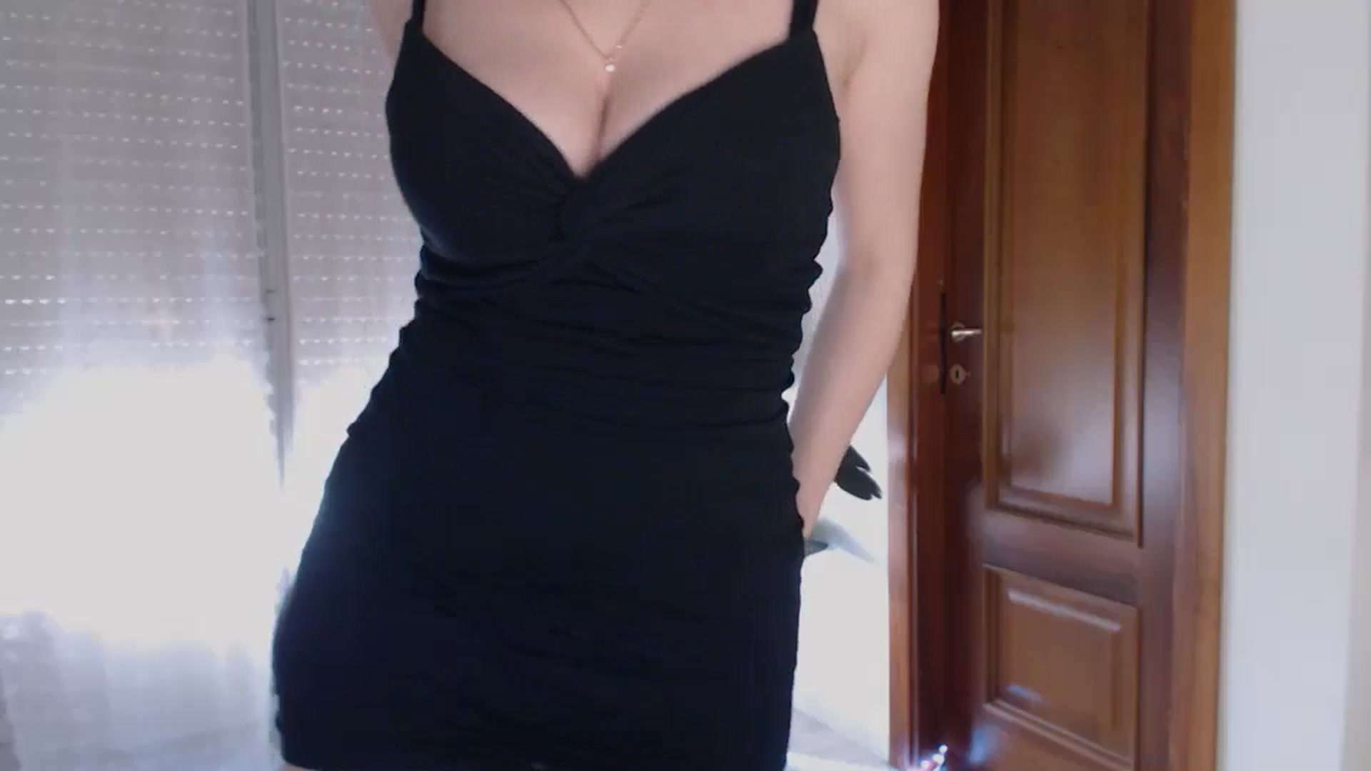 Gallery image thumbnail from DemetraLove's myfreecams stream on, 02/16/2025, 11:46 image 9 of 20
