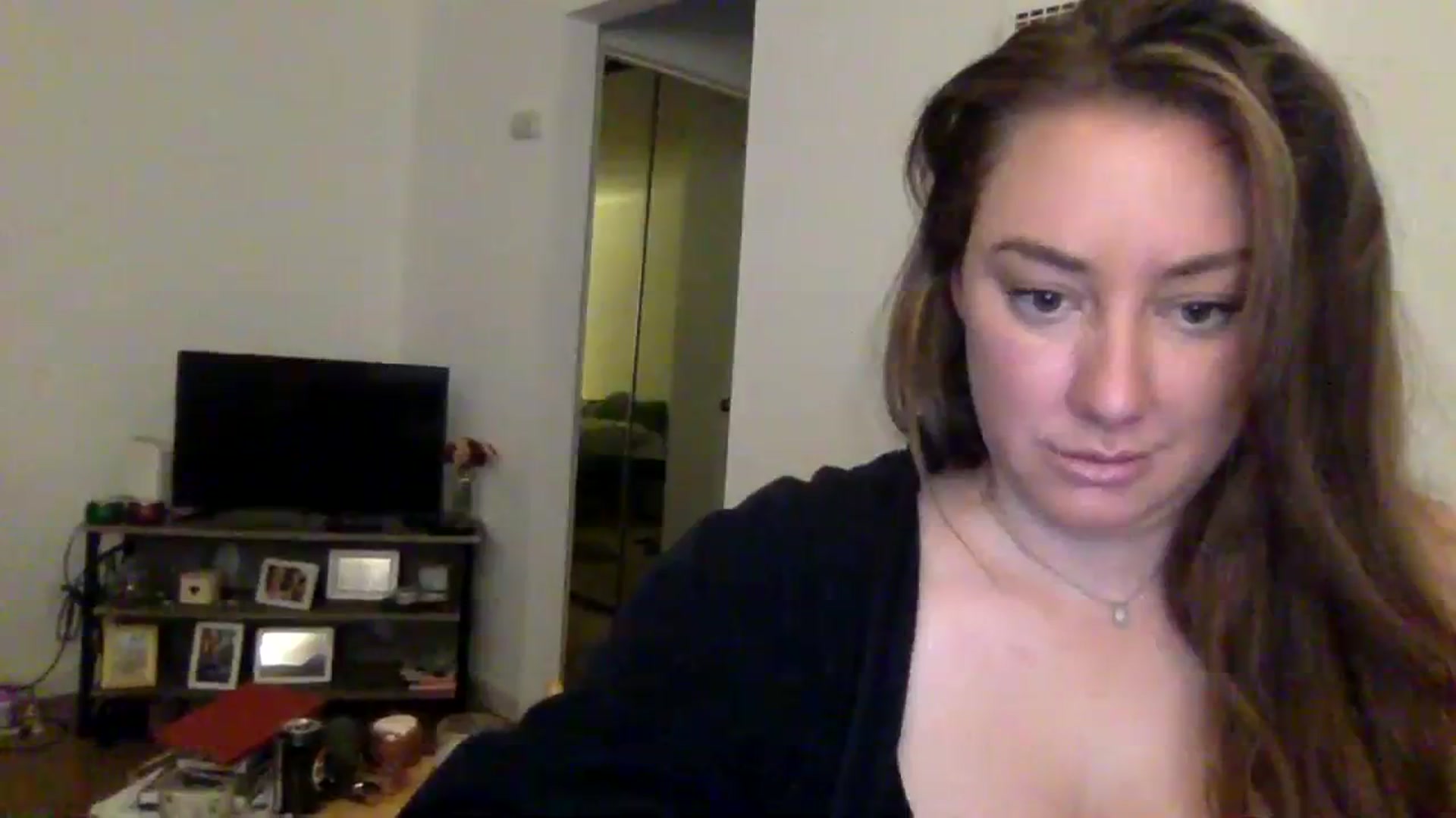 Gallery image thumbnail from Demi_Lee_'s myfreecams stream on, 10/16/2023, 08:09 image 2 of 20