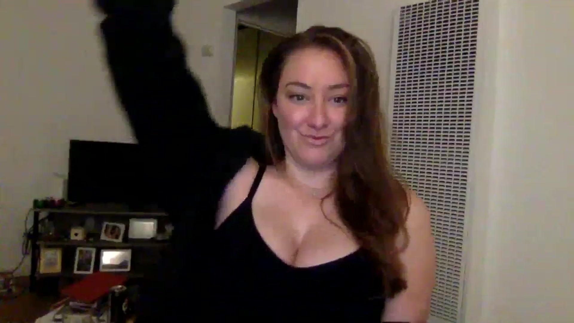 Gallery image thumbnail from Demi_Lee_'s myfreecams stream on, 10/16/2023, 08:09 image 4 of 20