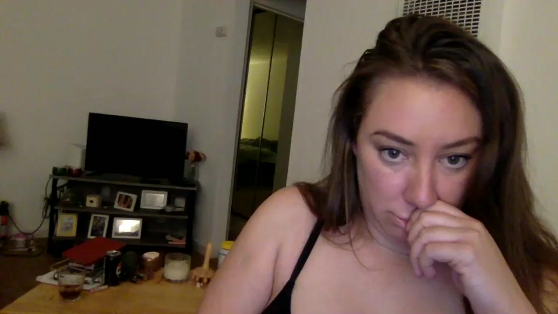 Gallery image thumbnail from Demi_Lee_'s myfreecams stream on, 10/16/2023, 08:09 image 16 of 20