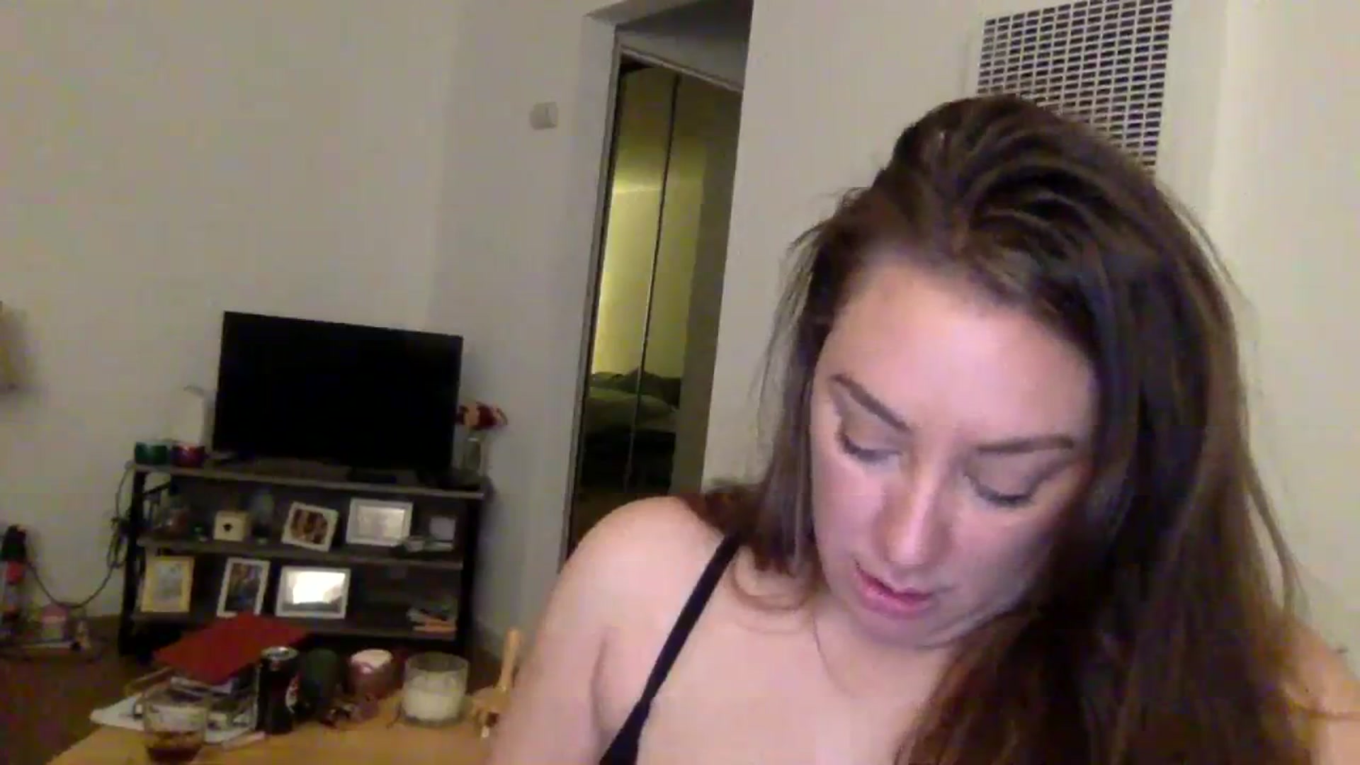 Gallery image thumbnail from Demi_Lee_'s myfreecams stream on, 10/16/2023, 08:09 image 14 of 20