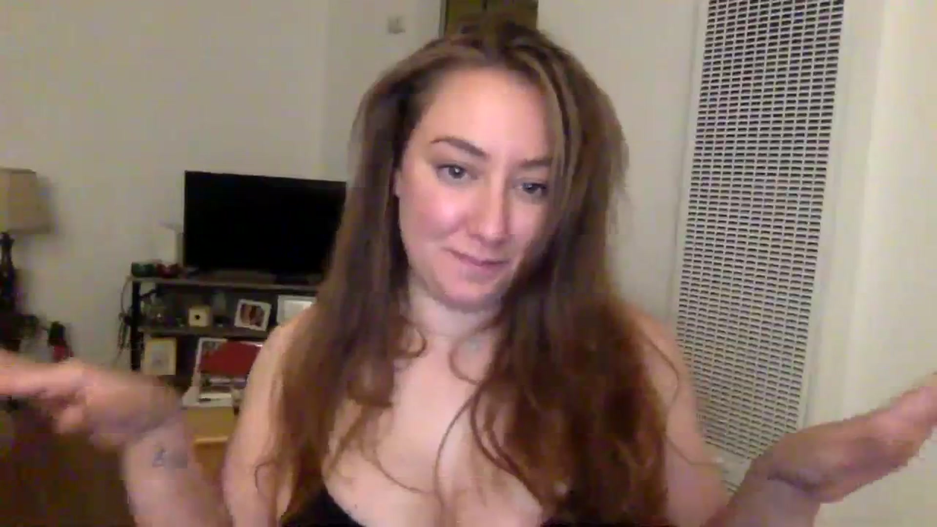 Gallery image thumbnail from Demi_Lee_'s myfreecams stream on, 10/16/2023, 09:14 image 14 of 20