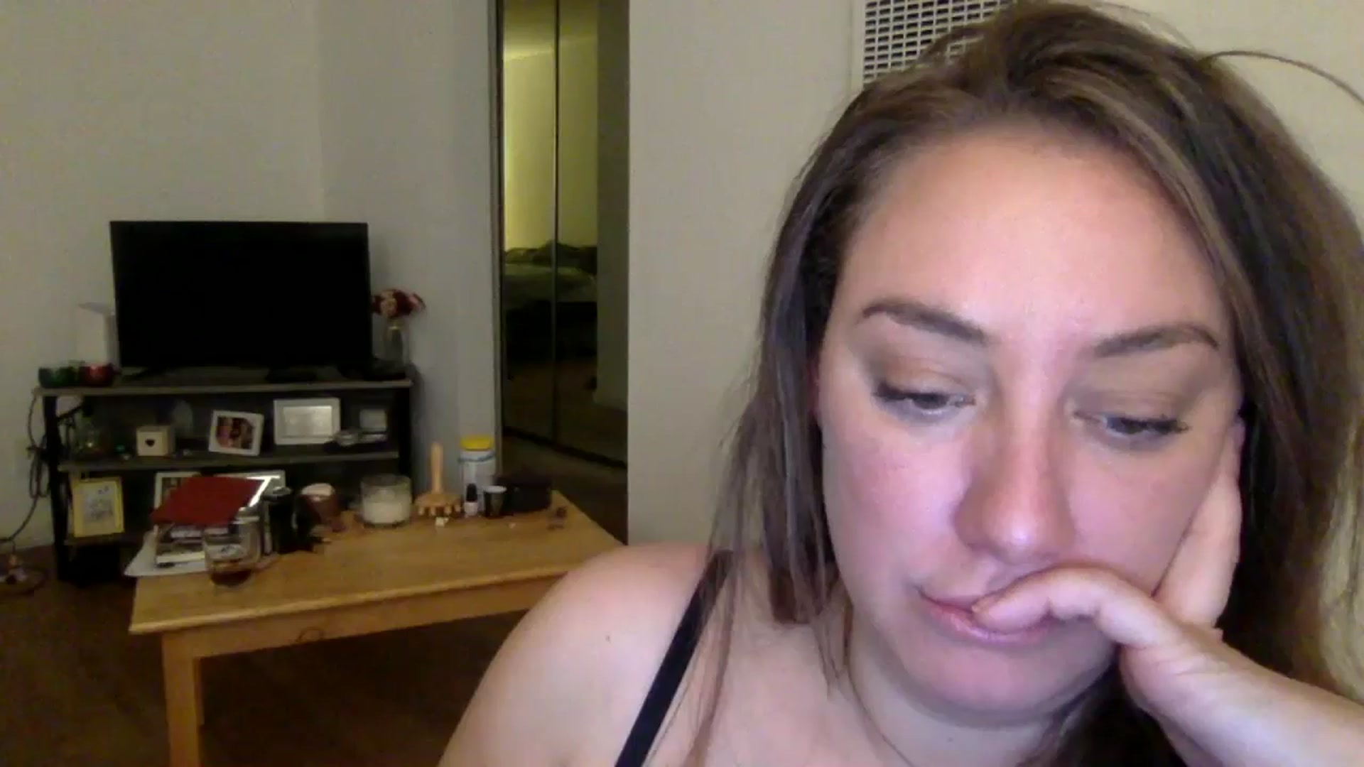 Gallery image thumbnail from Demi_Lee_'s myfreecams stream on, 10/16/2023, 09:14 image 19 of 20