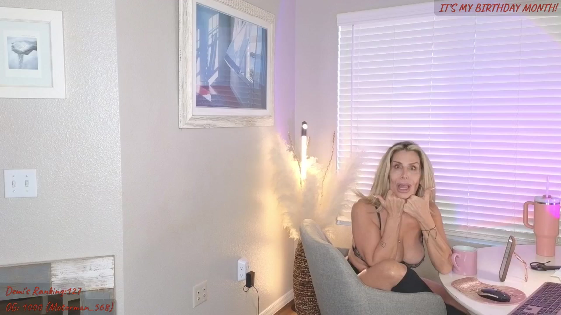 Gallery image thumbnail from Demi_Tatum's myfreecams stream on, 01/09/2026, 23:10 image 17 of 20