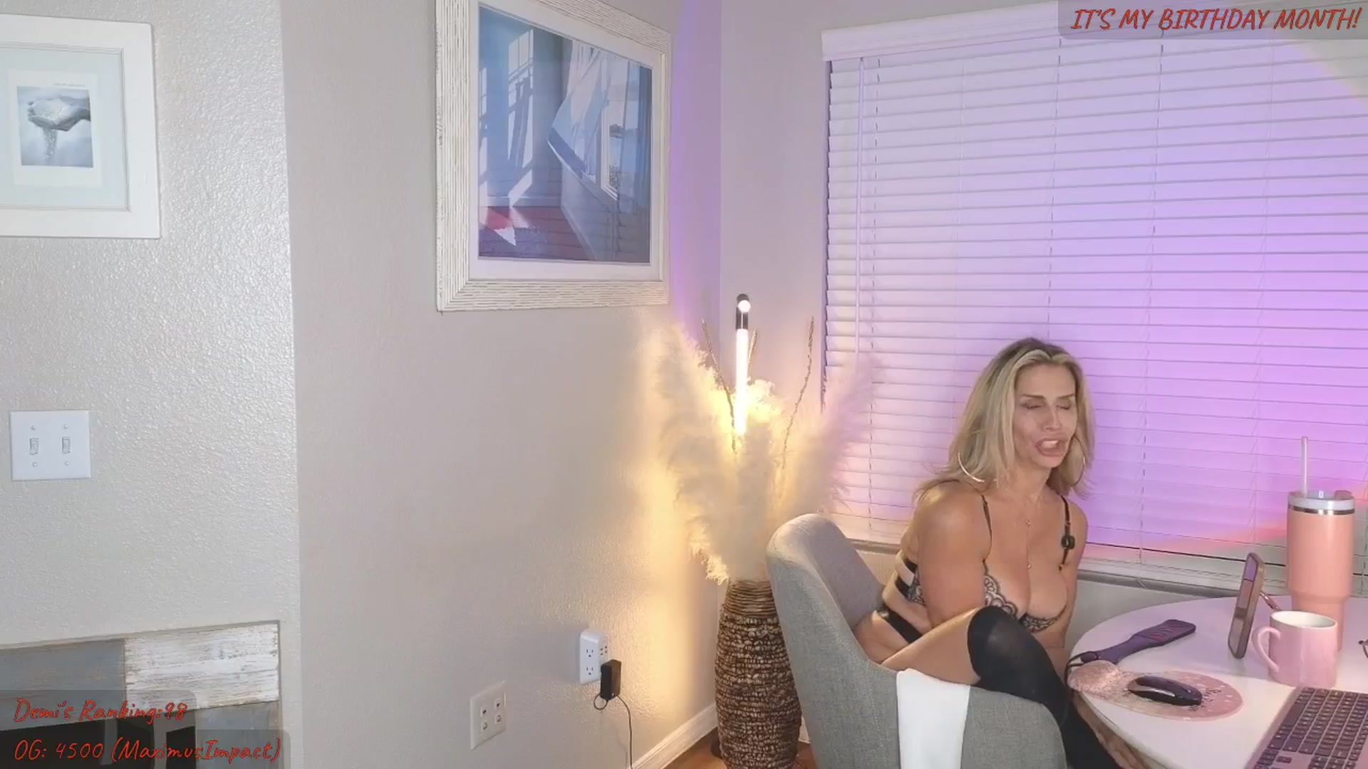 Gallery image thumbnail from Demi_Tatum's myfreecams stream on, 01/10/2026, 01:58 image 2 of 20