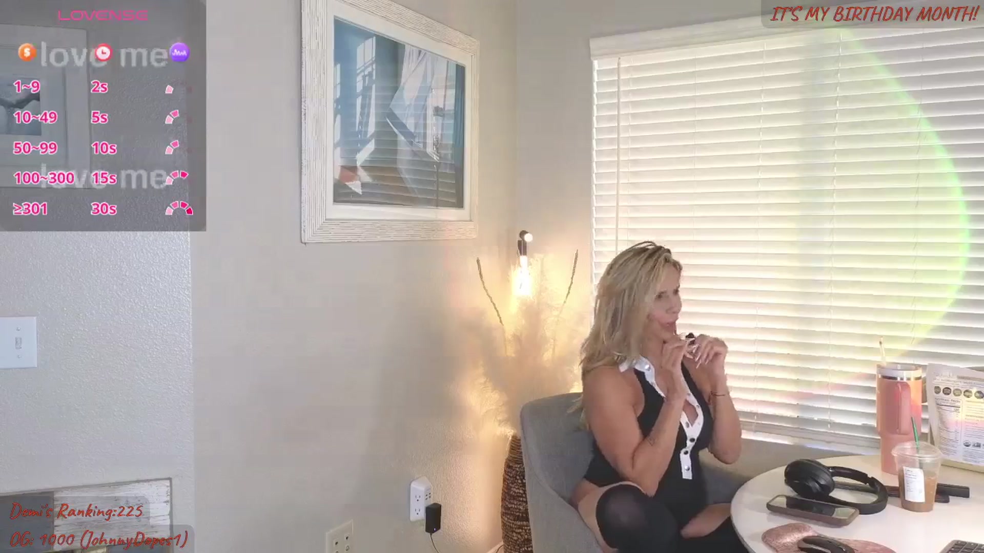 Gallery image thumbnail from Demi_Tatum's myfreecams stream on, 01/28/2026, 24:23 image 17 of 20