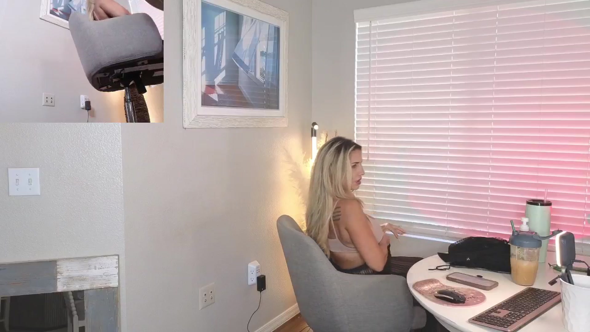 Gallery image thumbnail from Demi_Tatum's myfreecams stream on, 03/20/2026, 21:38 image 15 of 20