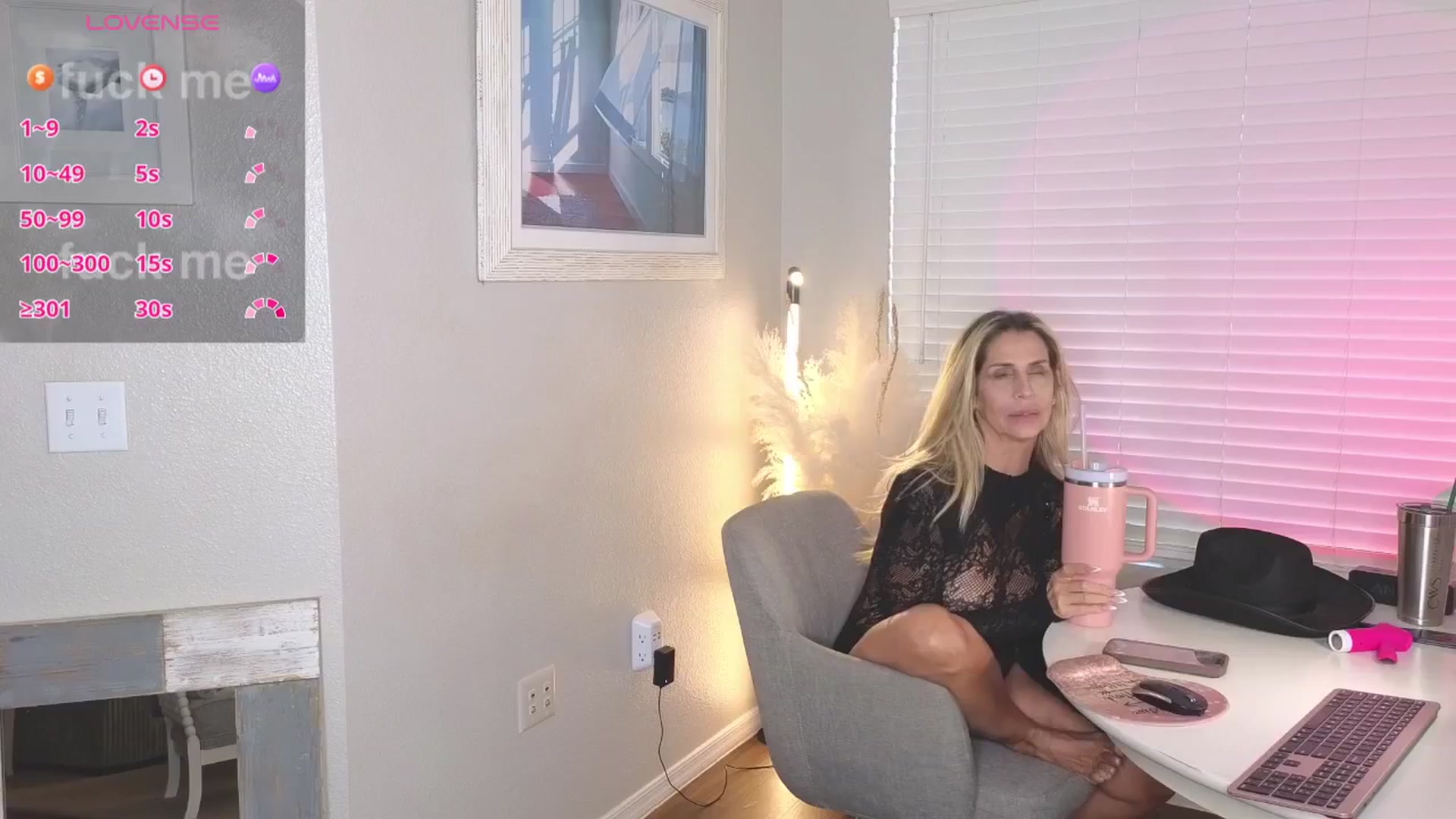 Gallery image thumbnail from Demi_Tatum's myfreecams stream on, 03/26/2026, 01:24 image 17 of 20