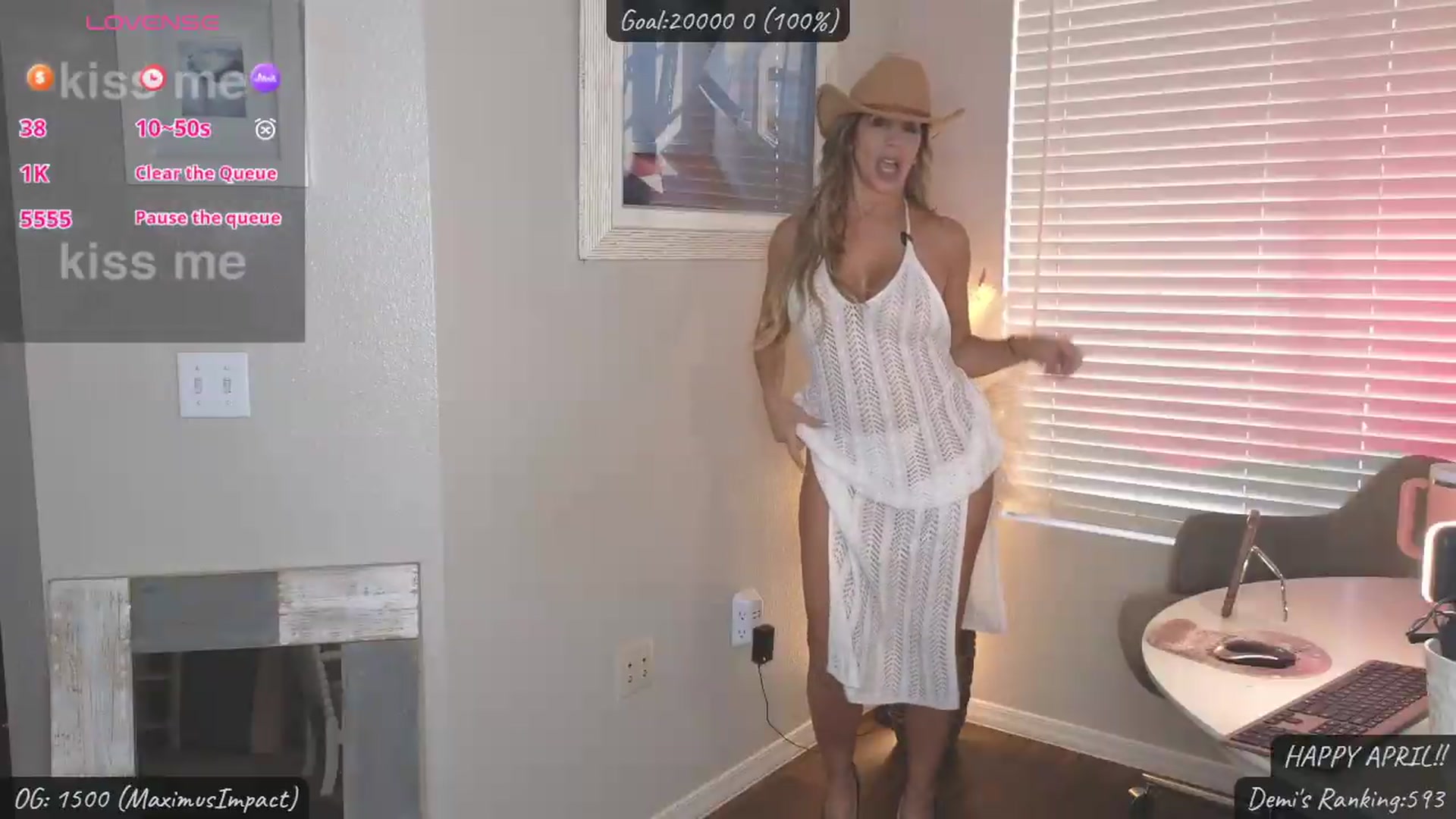 Gallery image thumbnail from Demi_Tatum's myfreecams stream on, 04/21/2026, 22:39 image 14 of 20