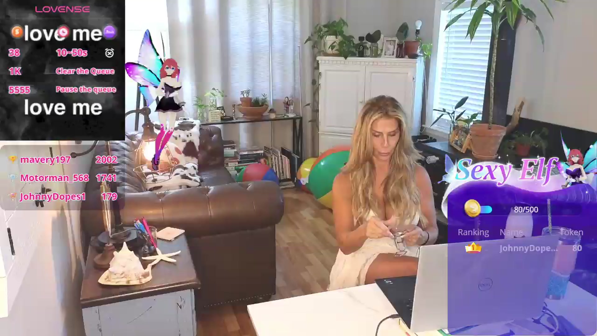 Gallery image thumbnail from Demi_Tatum's myfreecams stream on, 06/19/2026, 21:04 image 9 of 20