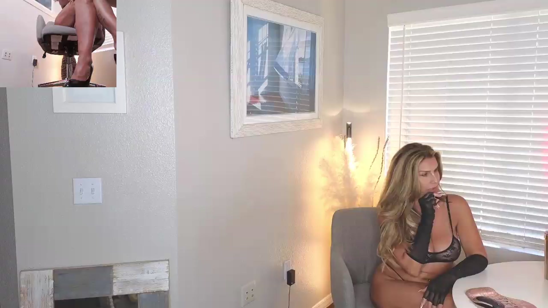 Gallery image thumbnail from Demi_Tatum's myfreecams stream on, 06/29/2026, 22:55 image 14 of 20