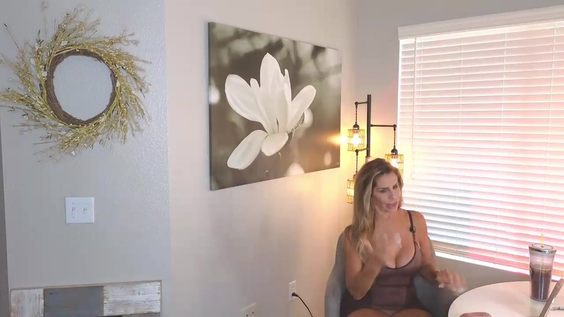 Gallery image thumbnail from Demi_Tatum's myfreecams stream on, 07/31/2026, 20:22 image 15 of 20